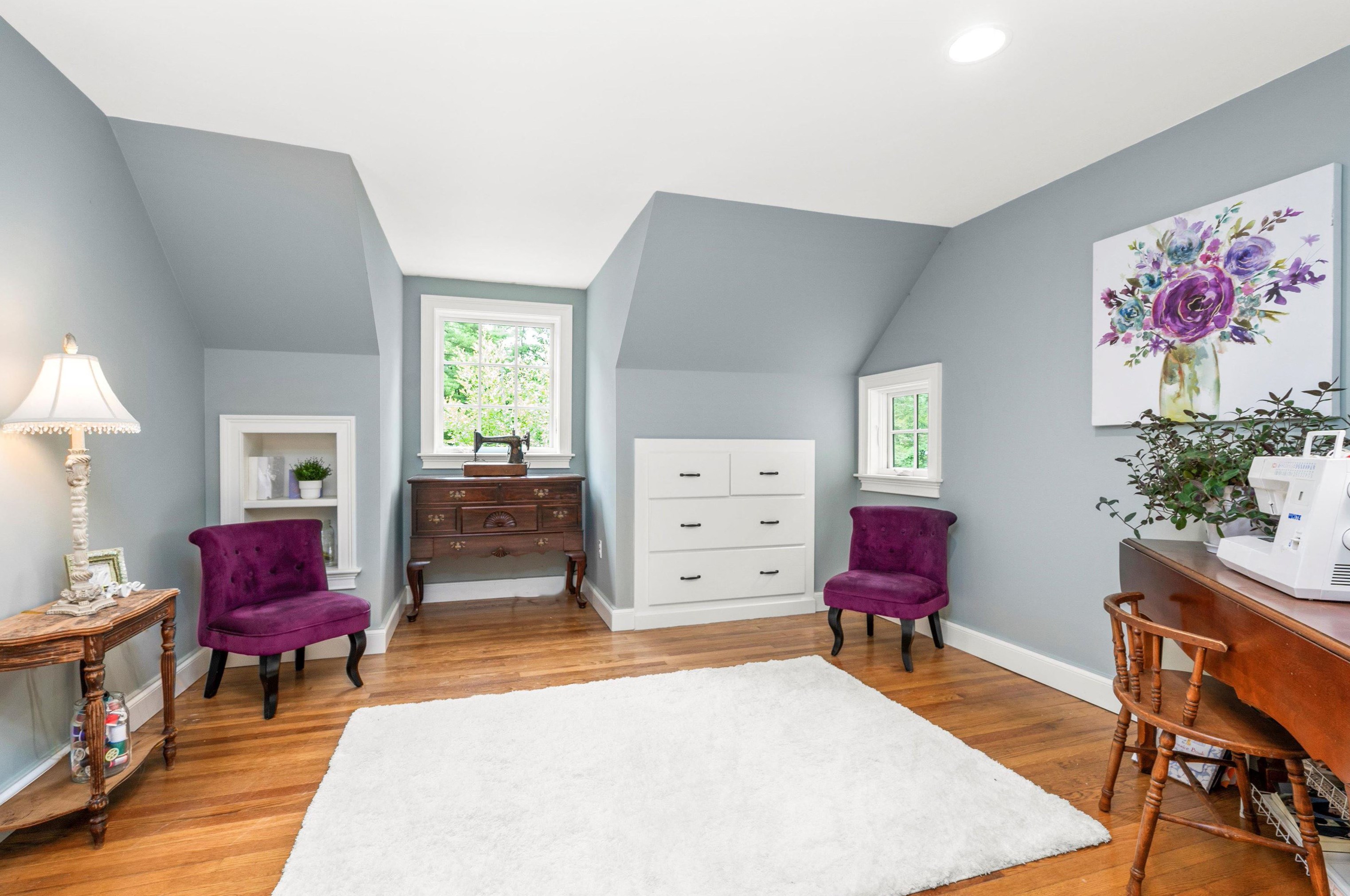 195 Heather St, Manchester NH 03104-2042 exterior