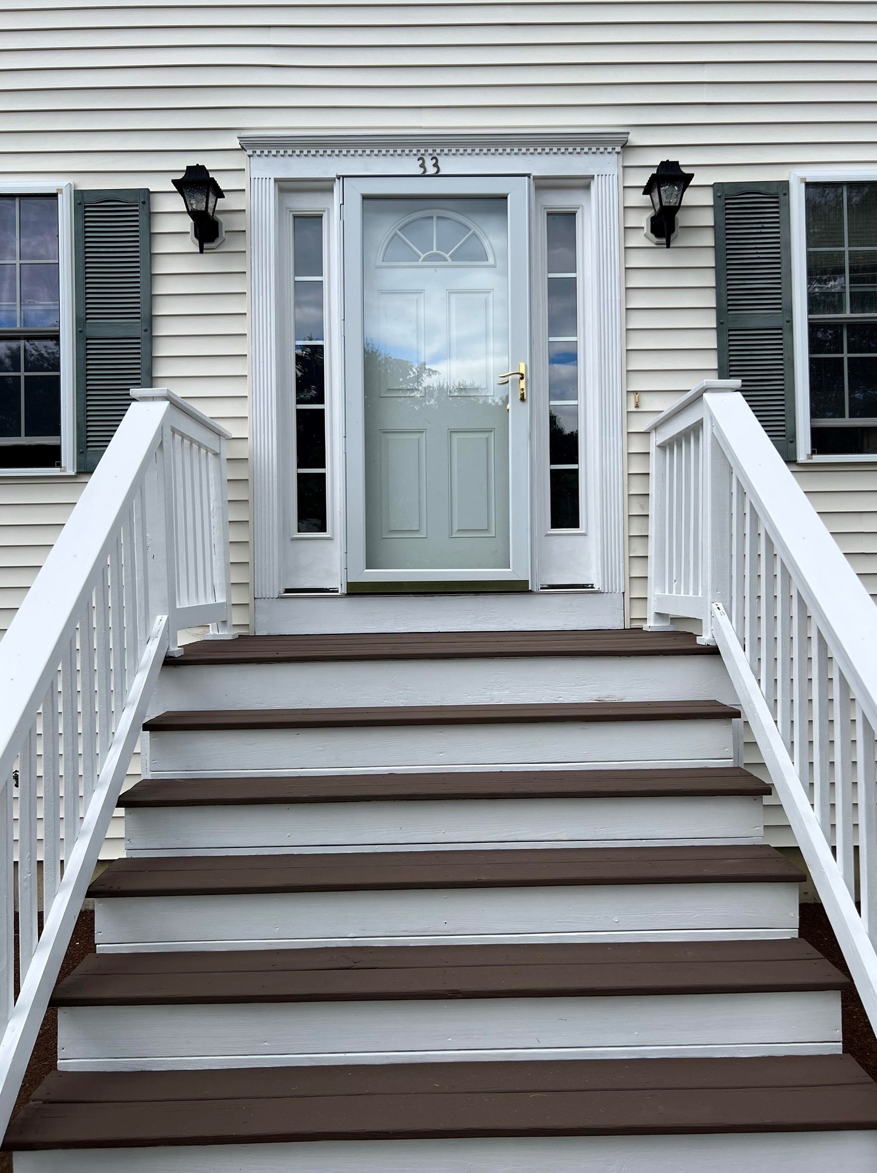 33 Taylor Rd, Dover, NH 03820