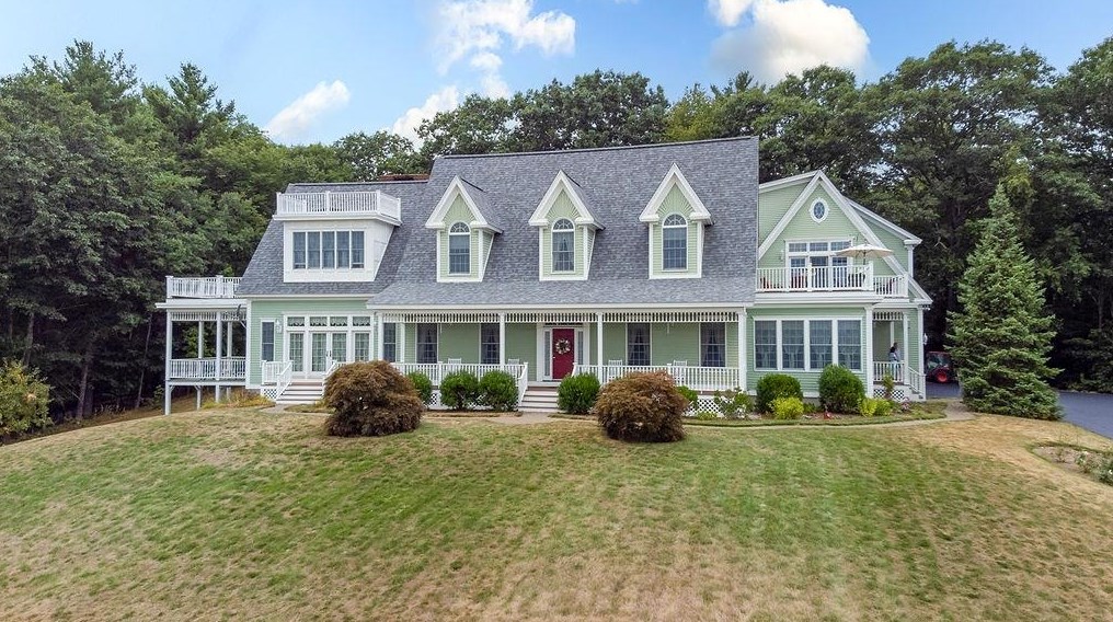 169 Johnson Corner Rd, Lyndeborough, NH 03082