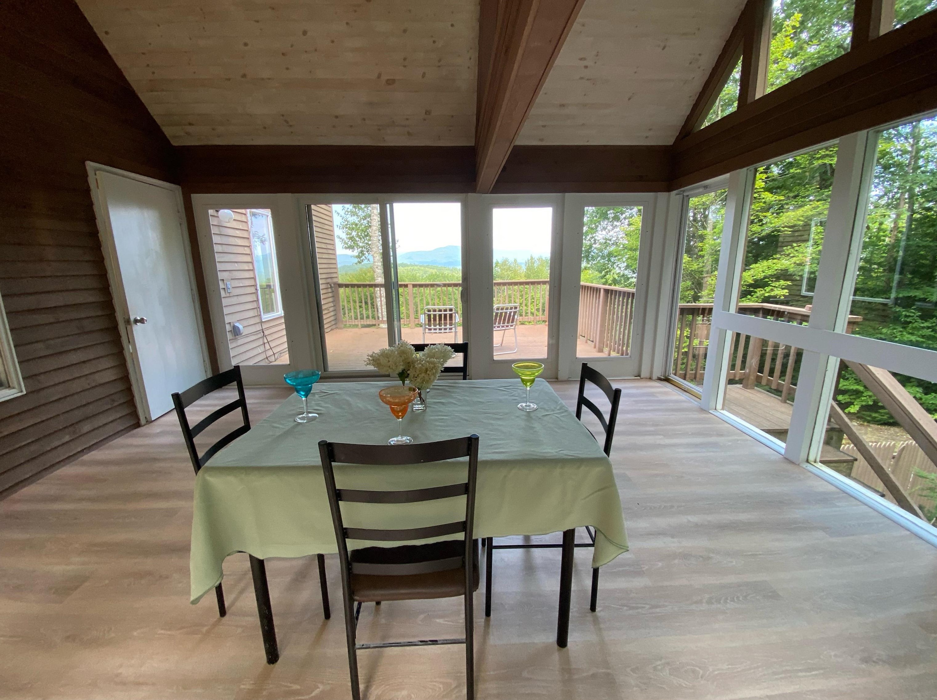 94 Oak Ridge Rd, Bridgewater NH  03264-1304 exterior