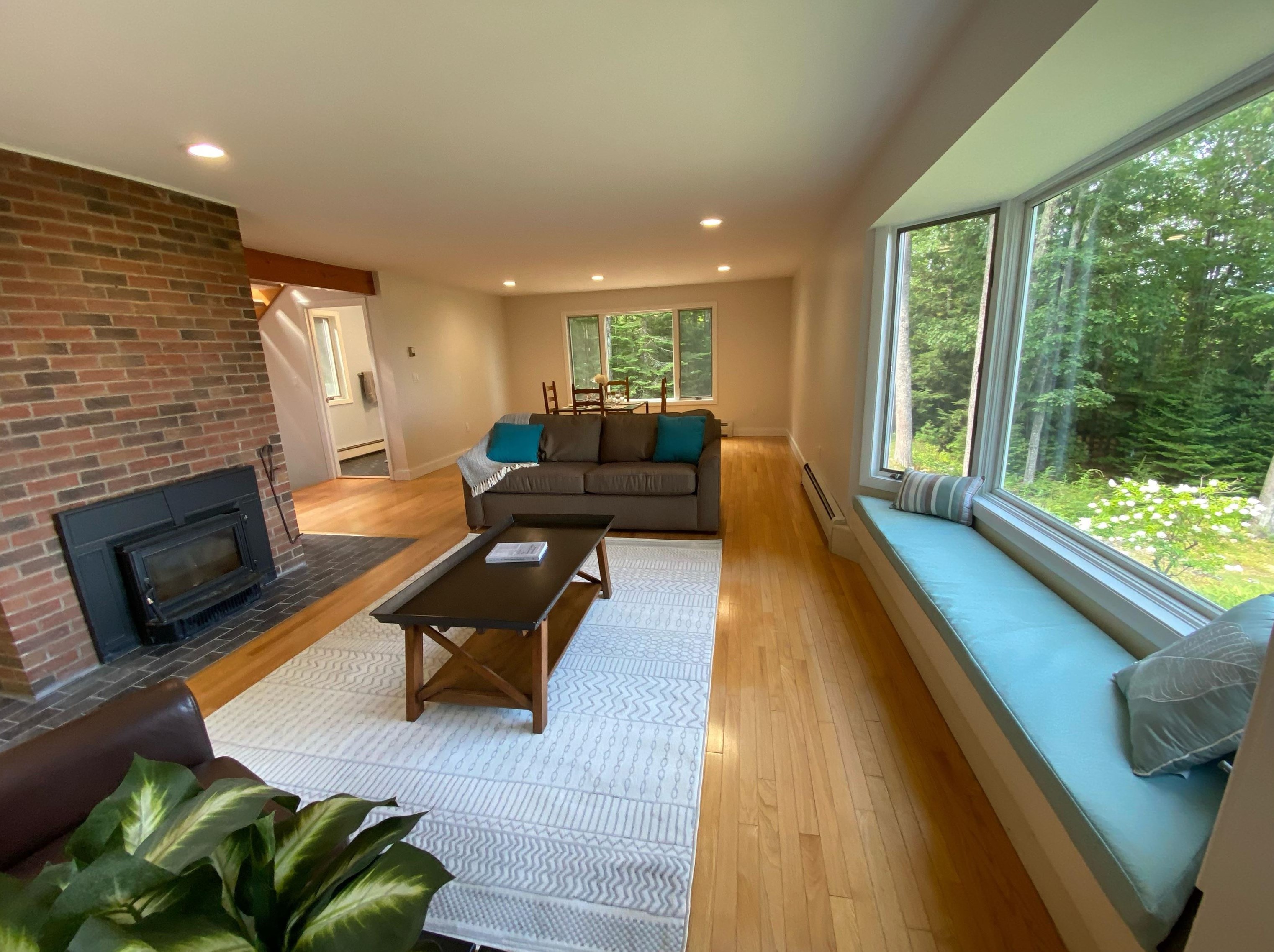 94 Oak Ridge Rd, Bridgewater NH  03264-1304 exterior