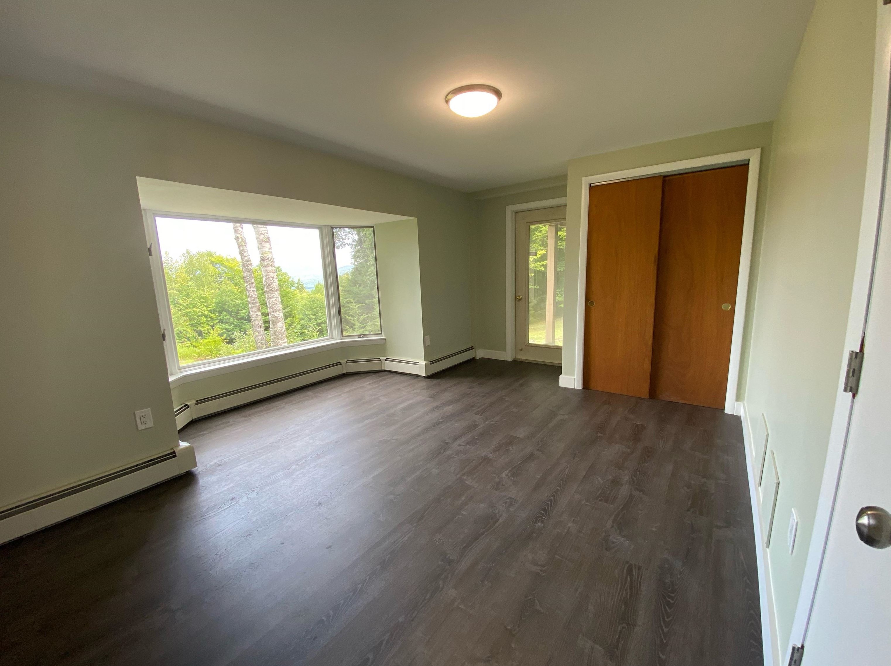 94 Oak Ridge Rd, Bridgewater NH  03264-1304 exterior