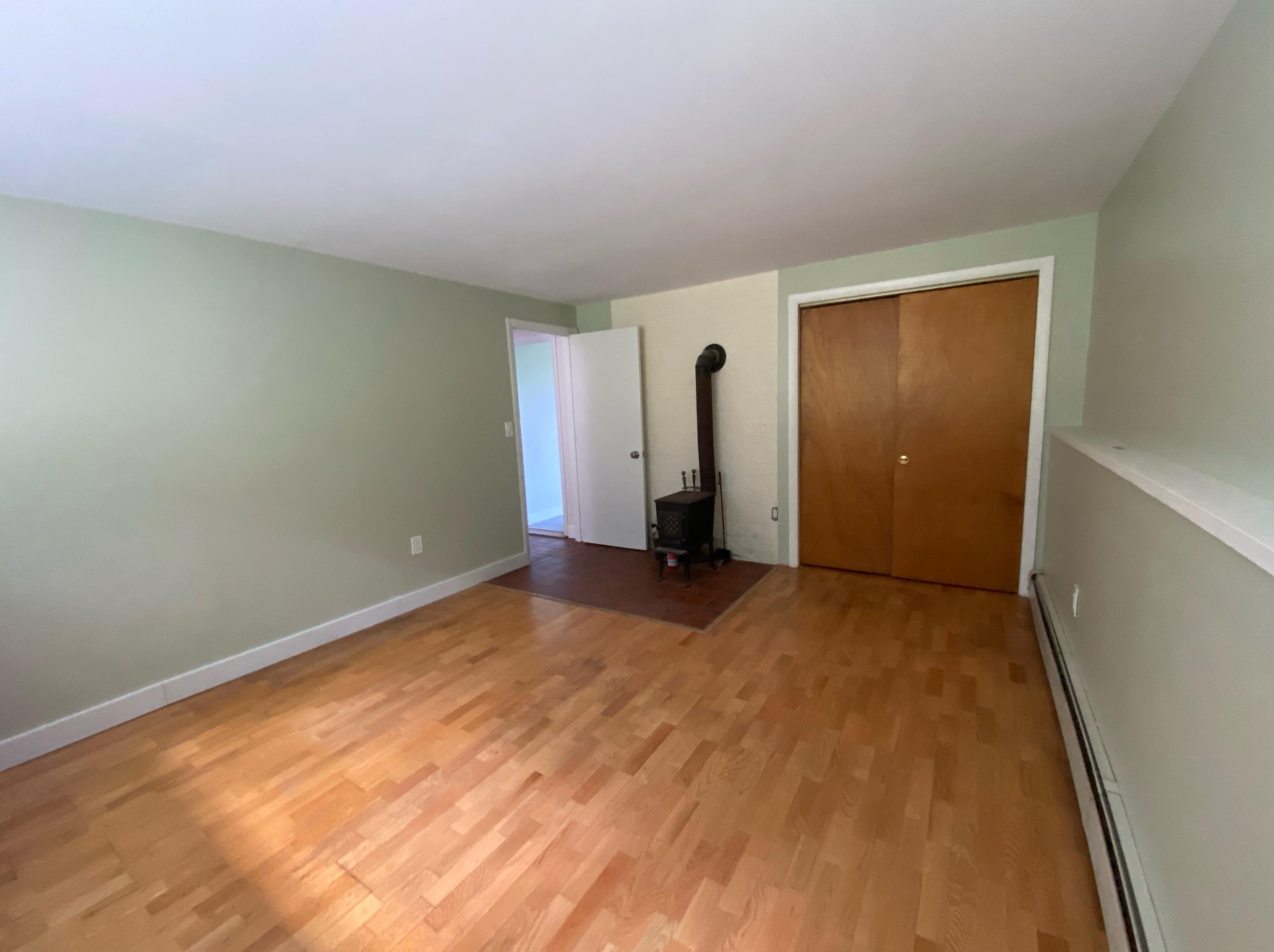 94 Oak Ridge Rd, Bridgewater NH  03264-1304 exterior