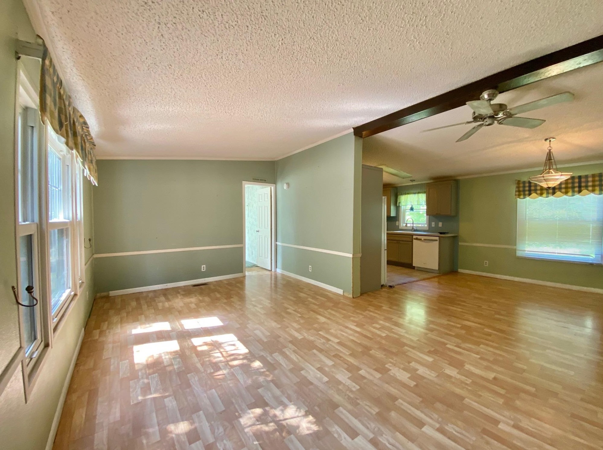 207 Redwood Rd, Concord, NH 03307