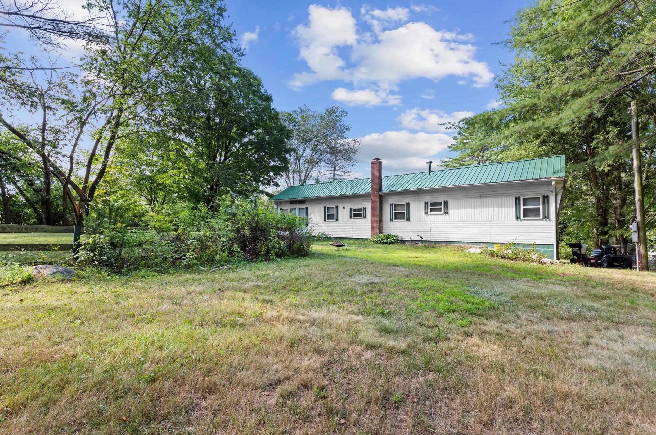 173 Stage Rd, Nottingham, NH 03290
