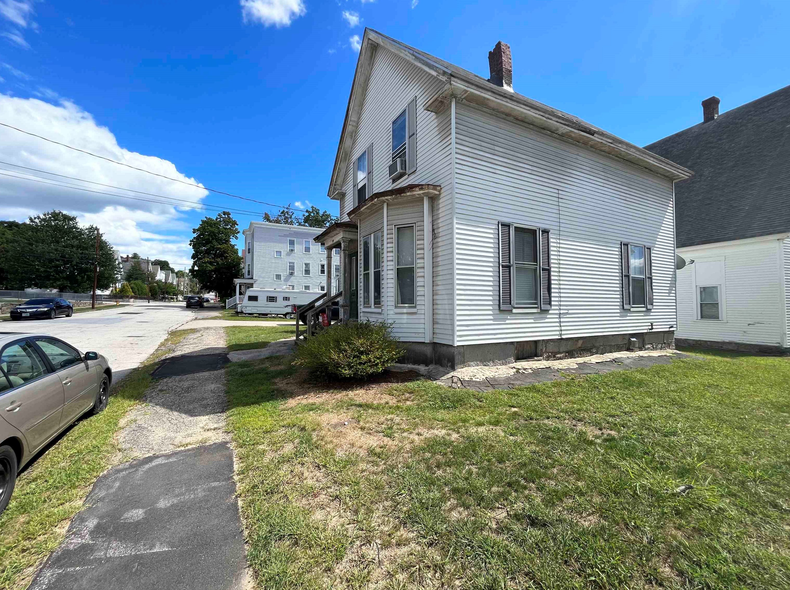 235 Pearl St, Manchester, NH 03104 exterior