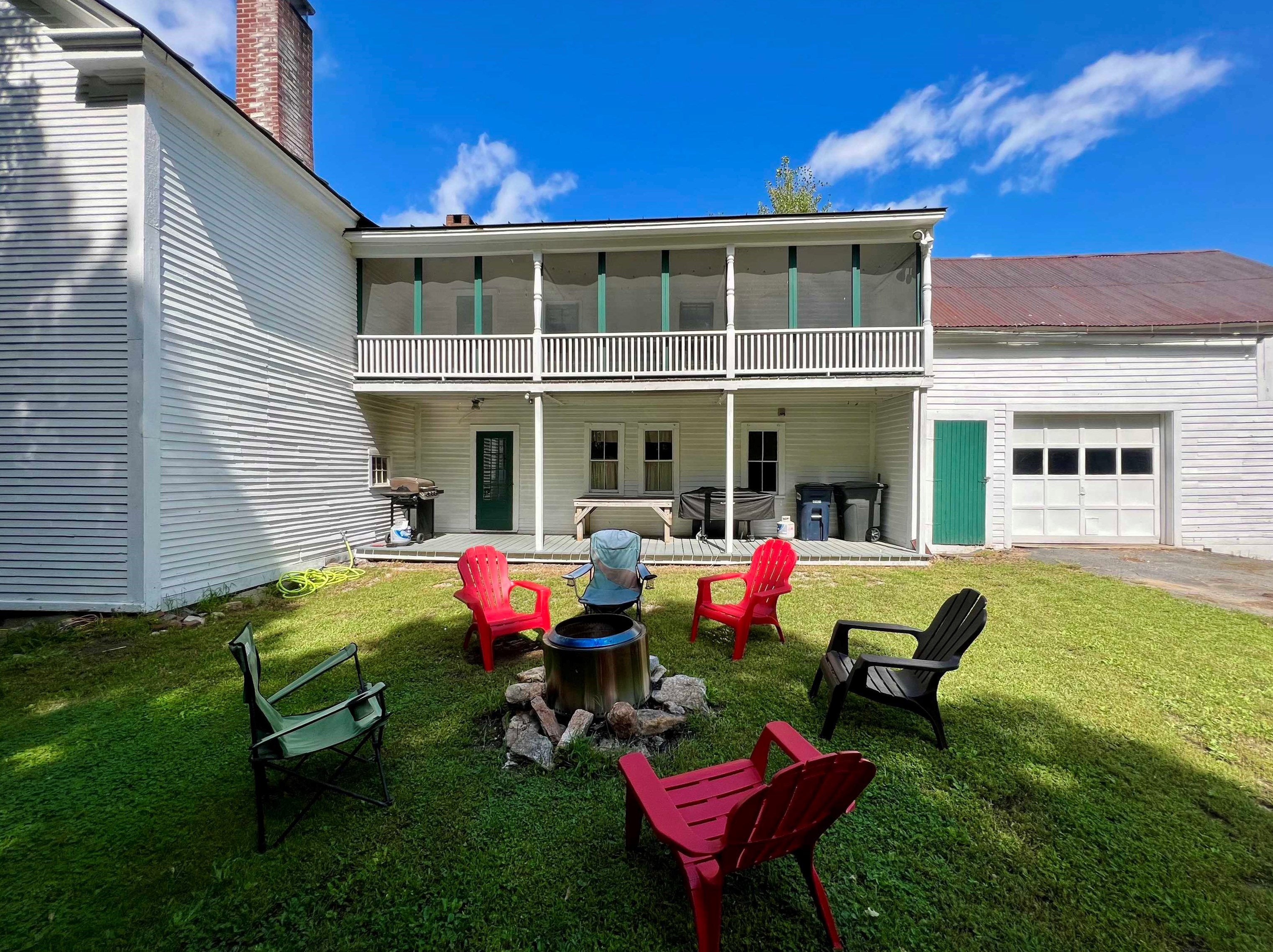 126 S Main St, Unity, NH 03773