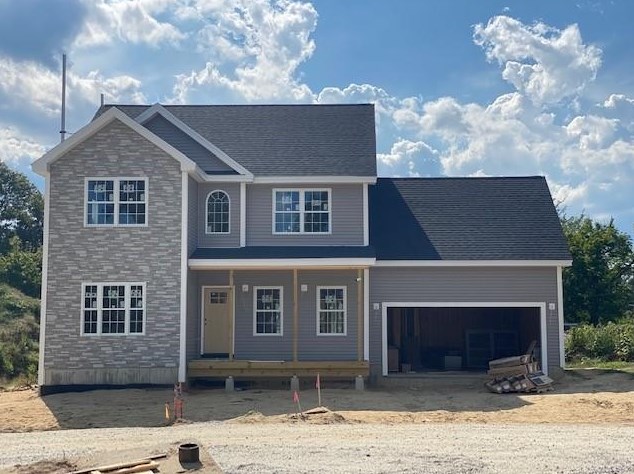 685 Coolidge Ave, Manchester NH  03102-2712 exterior