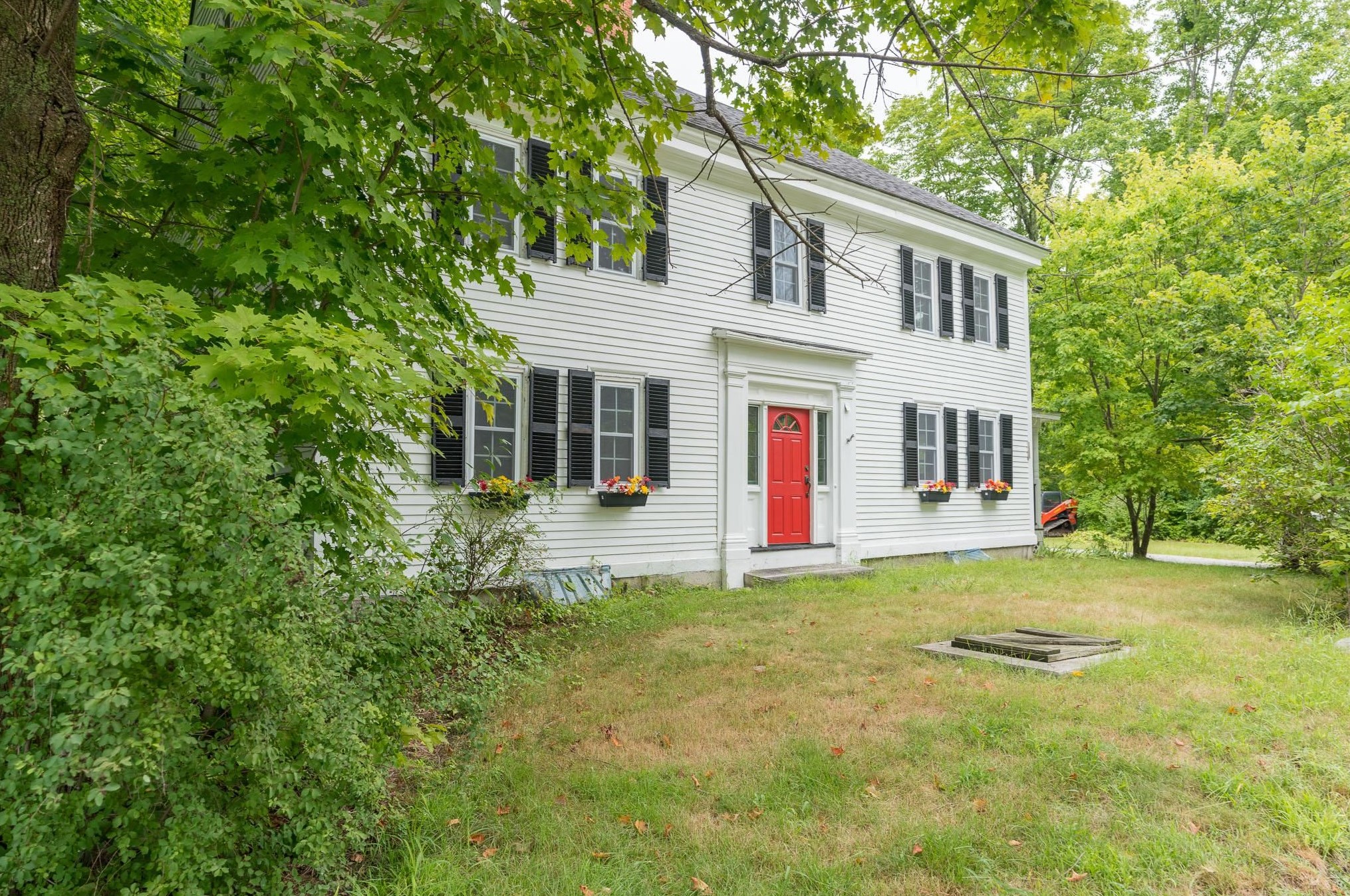 1394 Hopkinton Rd, Hopkinton, NH 03229