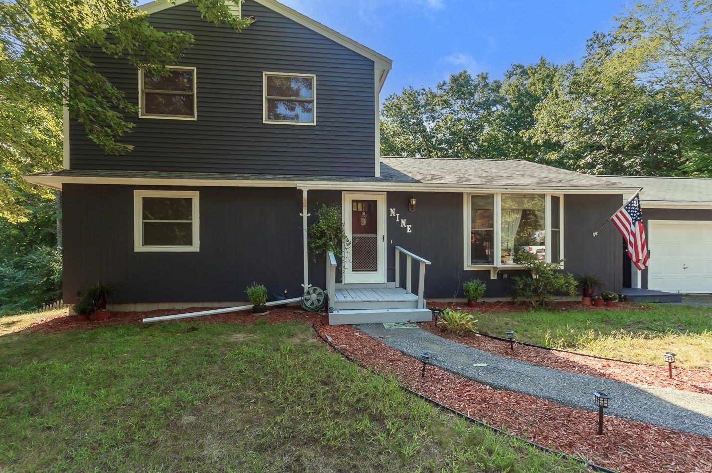 9 Maxwell Dr, Derry, NH 03038