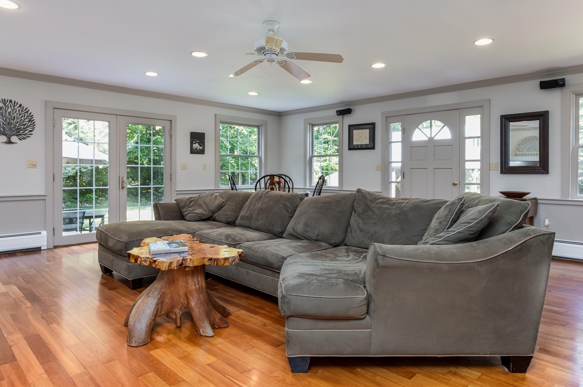 119 Old Coach Rd, New Boston, NH 03070-3916