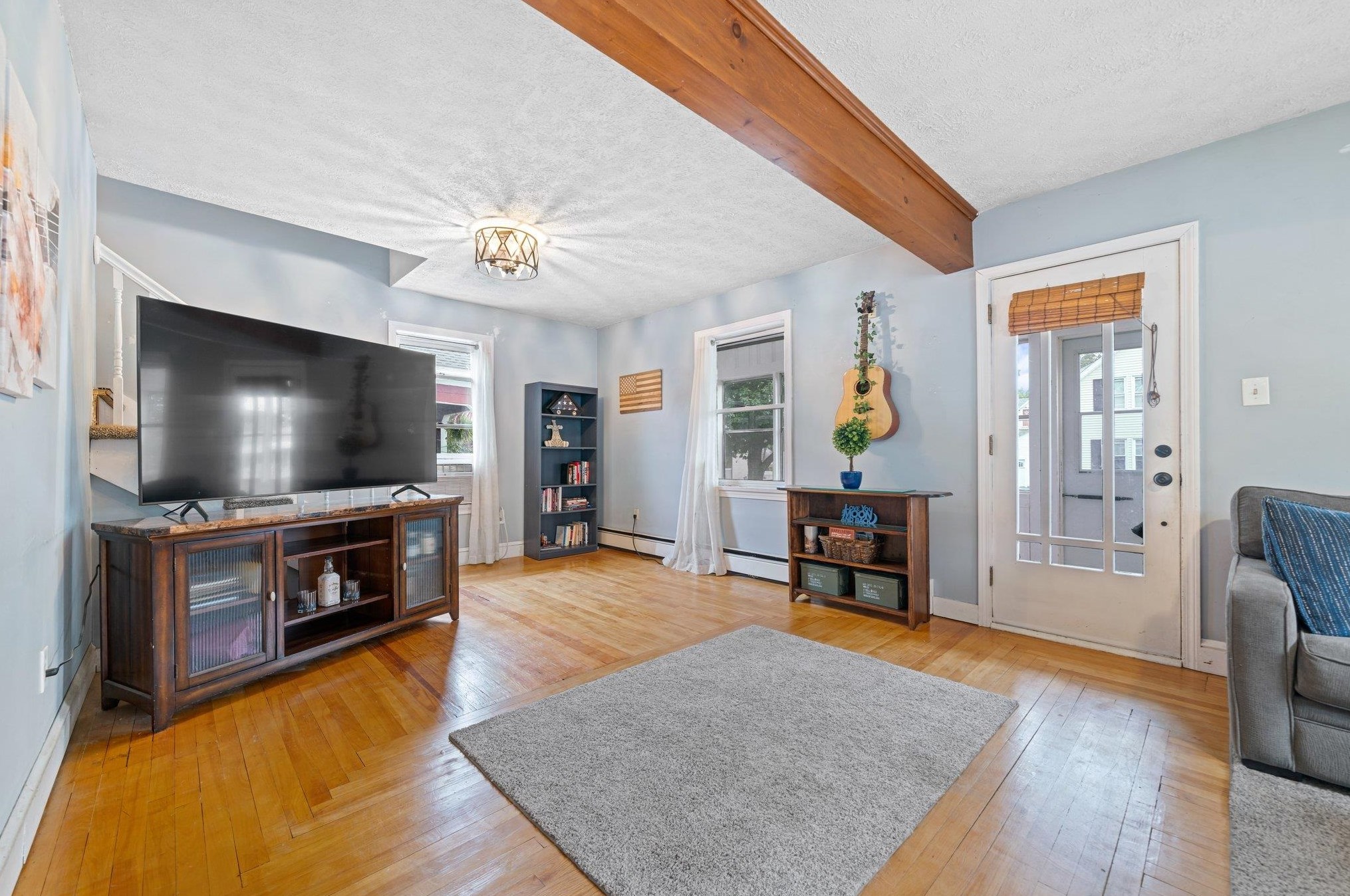 756 Montgomery St, Manchester, NH 03102-3028