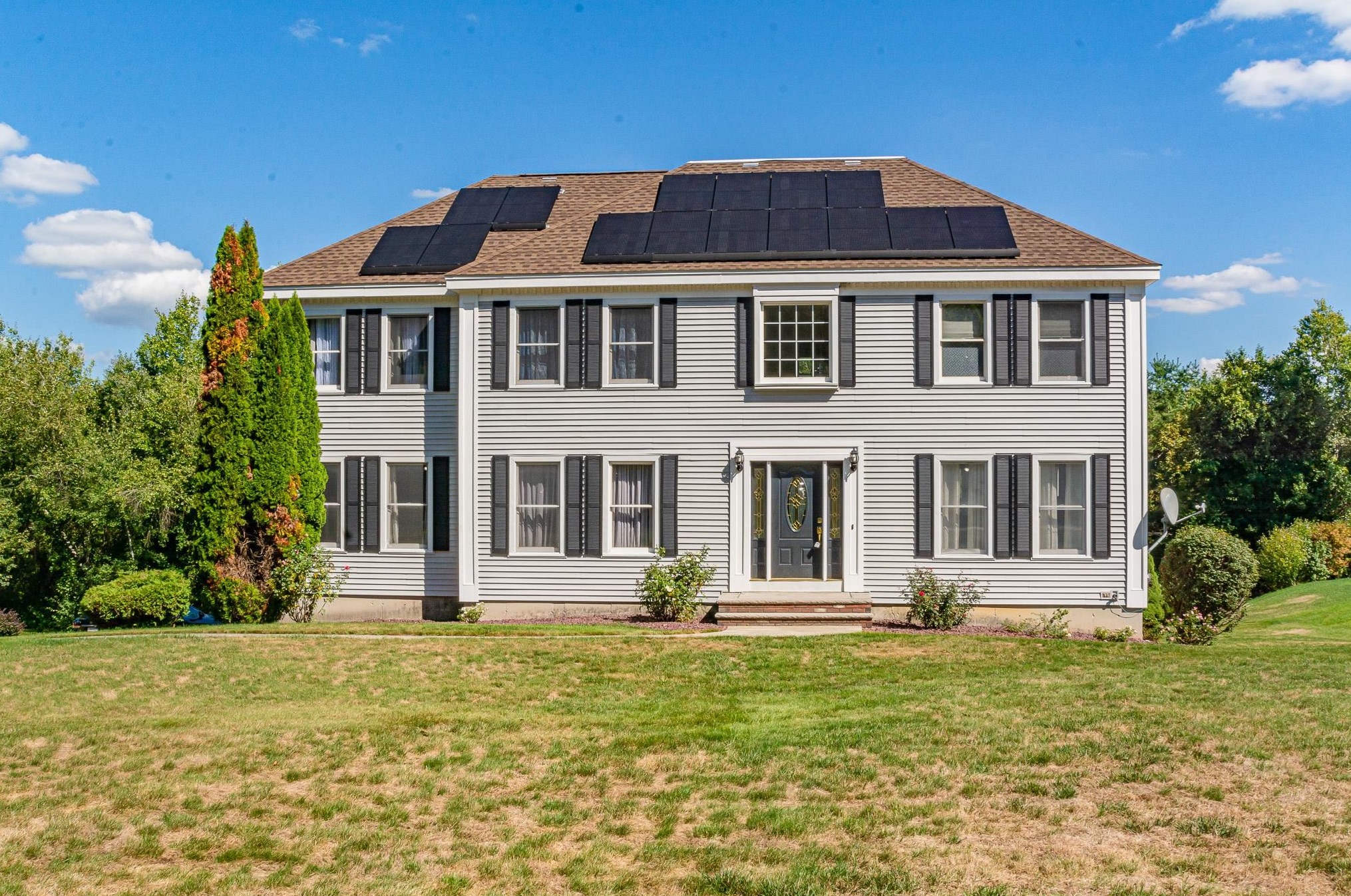 31 Greenfield Dr, Plaistow, NH 03865