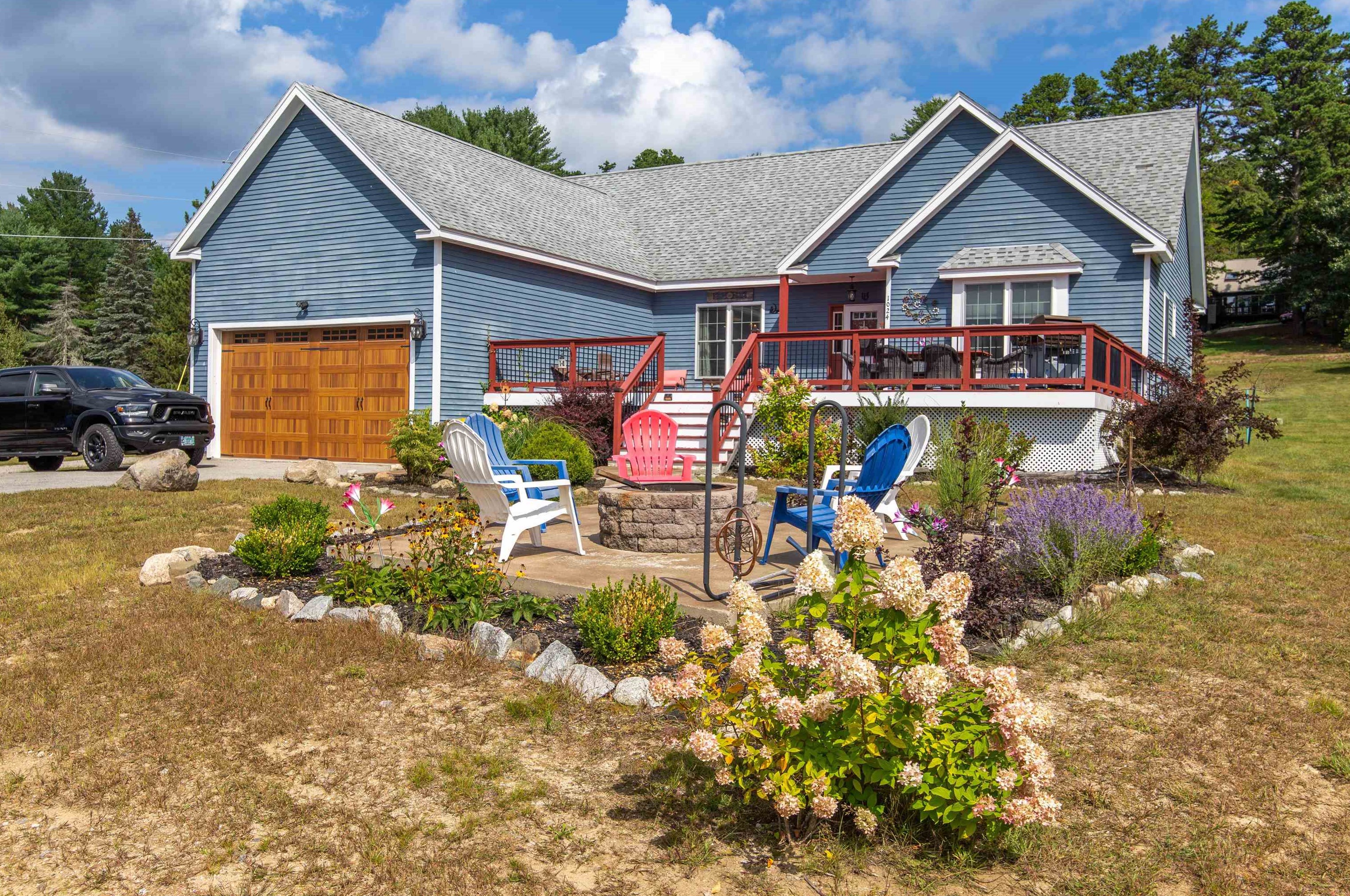 1024 Ossipee Lake Rd, Freedom, NH 03836