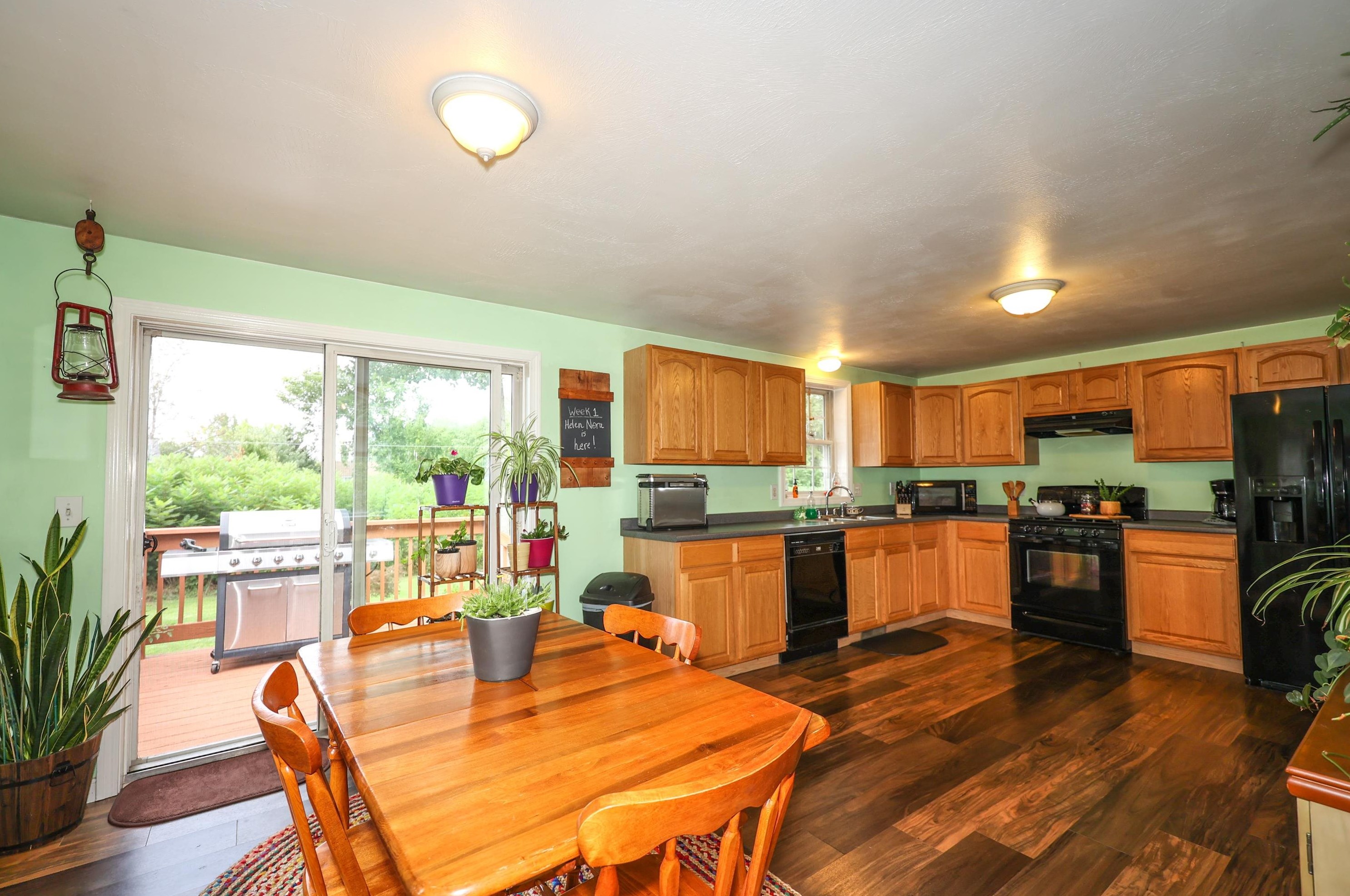 19 Federal St, Hudson NH  03051-3623 exterior