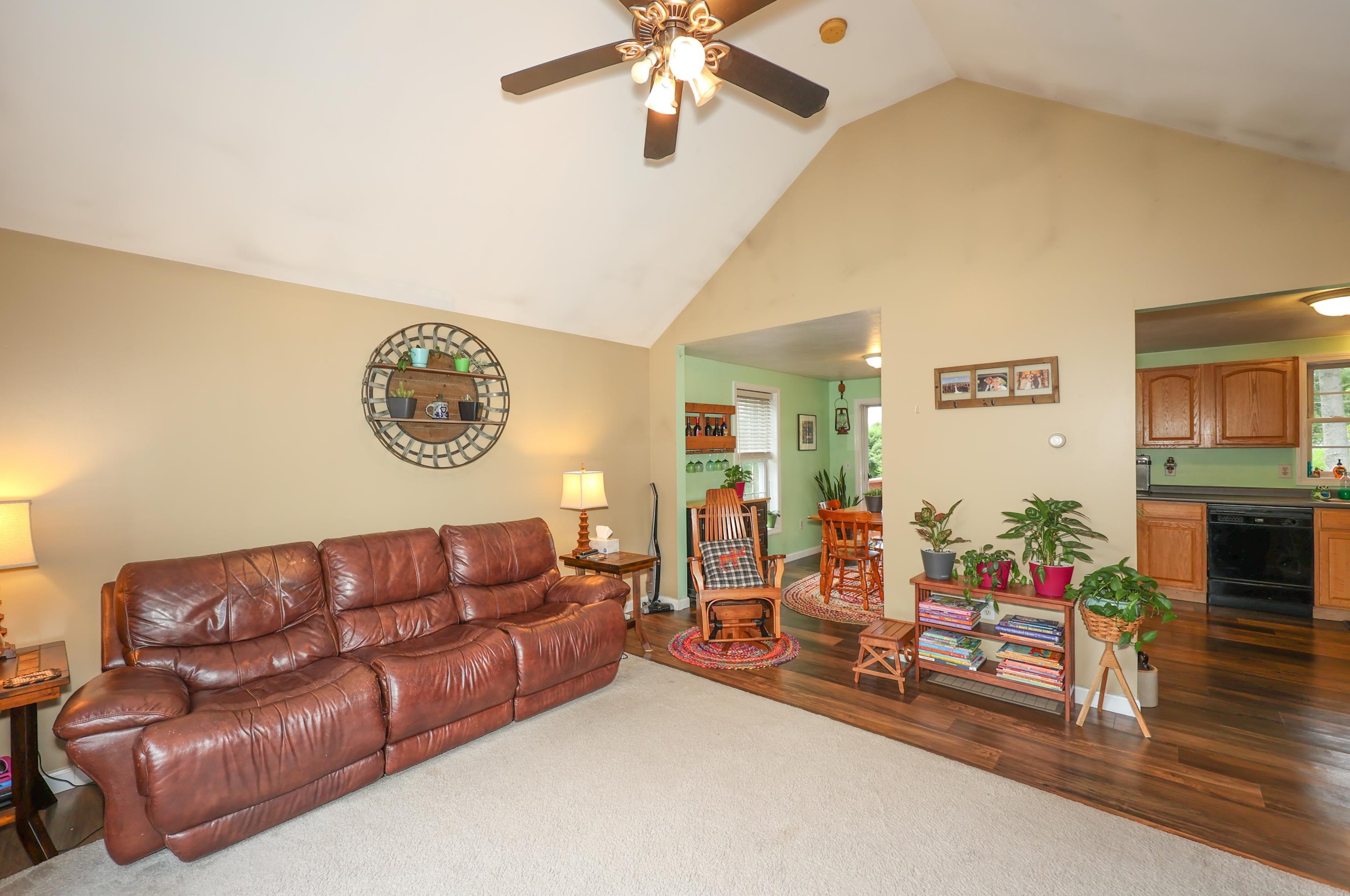 19 Federal St, Hudson NH  03051-3623 exterior