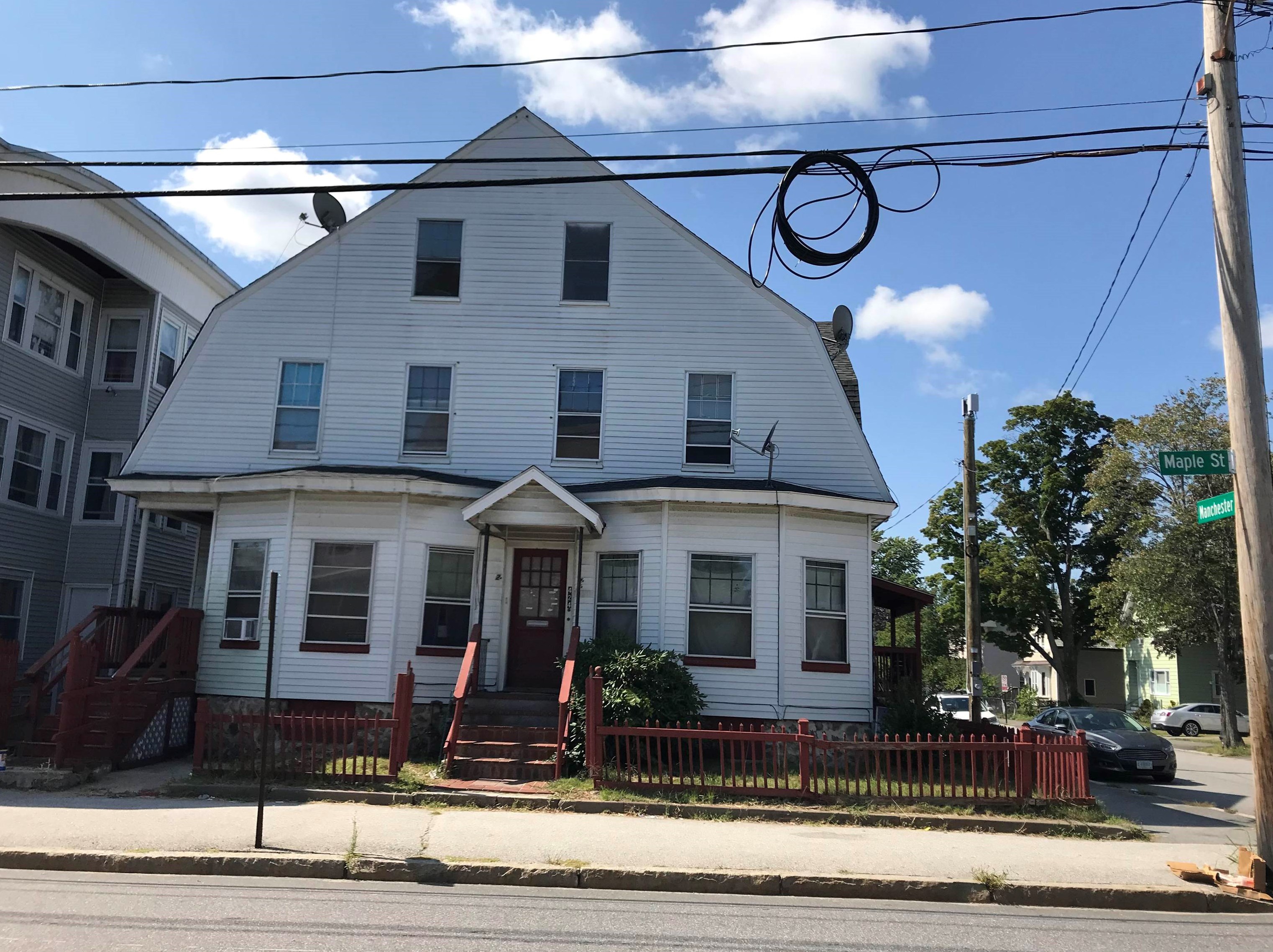 422 Maple St, Manchester, NH 03103 exterior