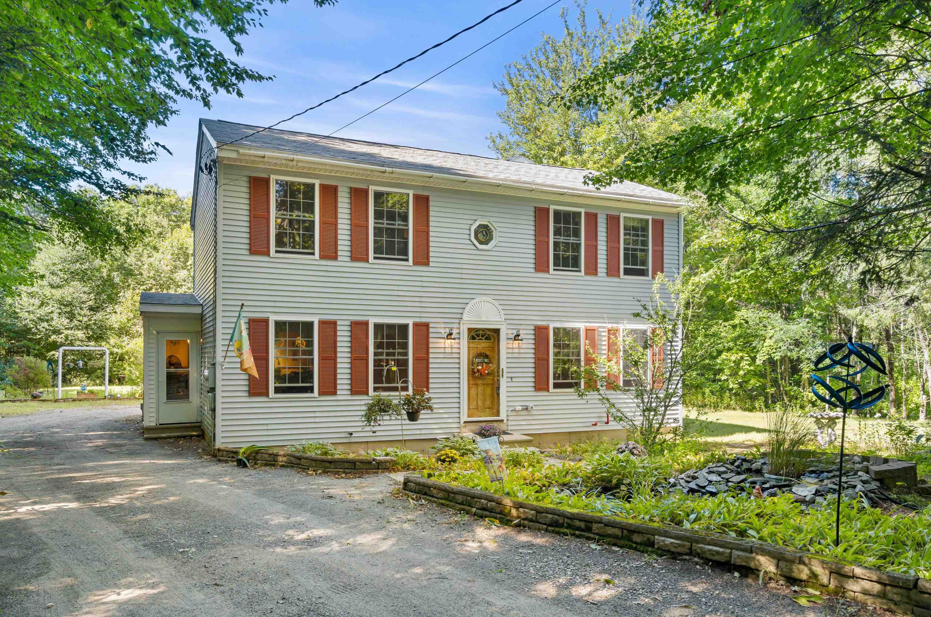38 Orchard View Dr, Wilton, NH 03086