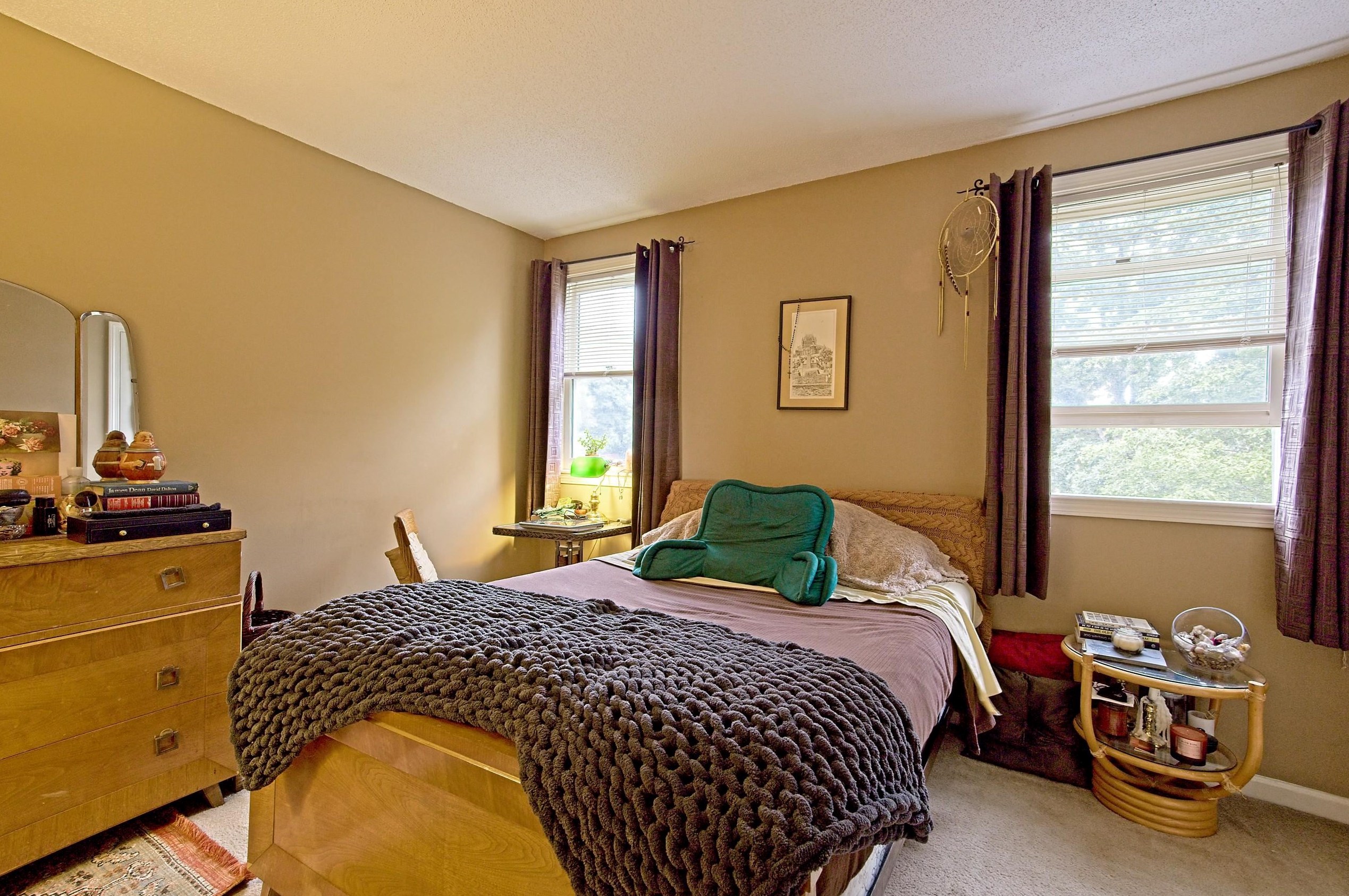 6 Waterview Cir, Hudson NH 03052-8046 exterior