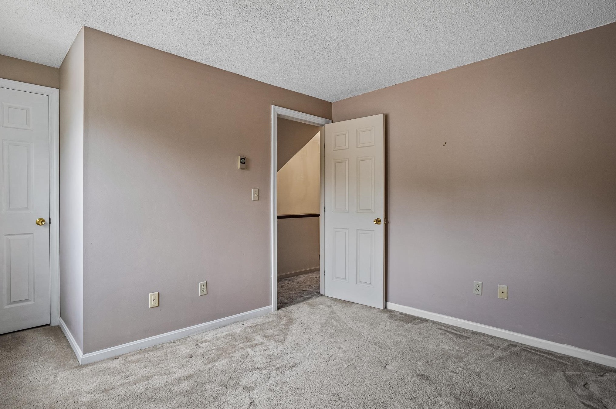 14 Boulder Way, Merrimack NH 03054-6601 exterior