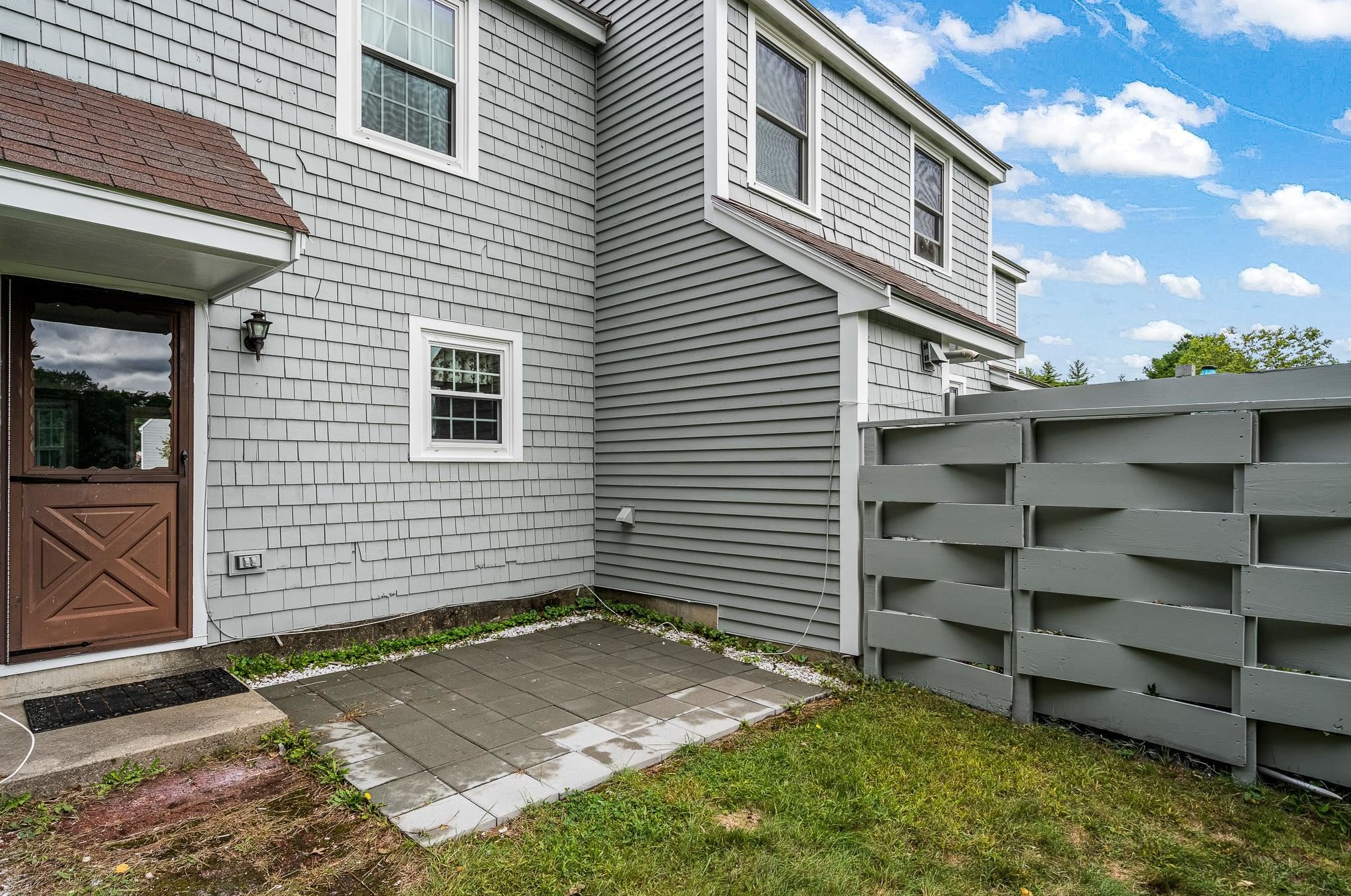 14 Boulder Way, Merrimack NH 03054-6601 exterior