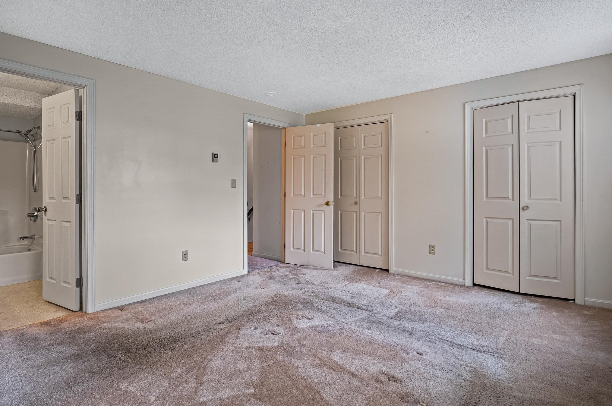 14 Boulder Way, Merrimack NH 03054-6601 exterior