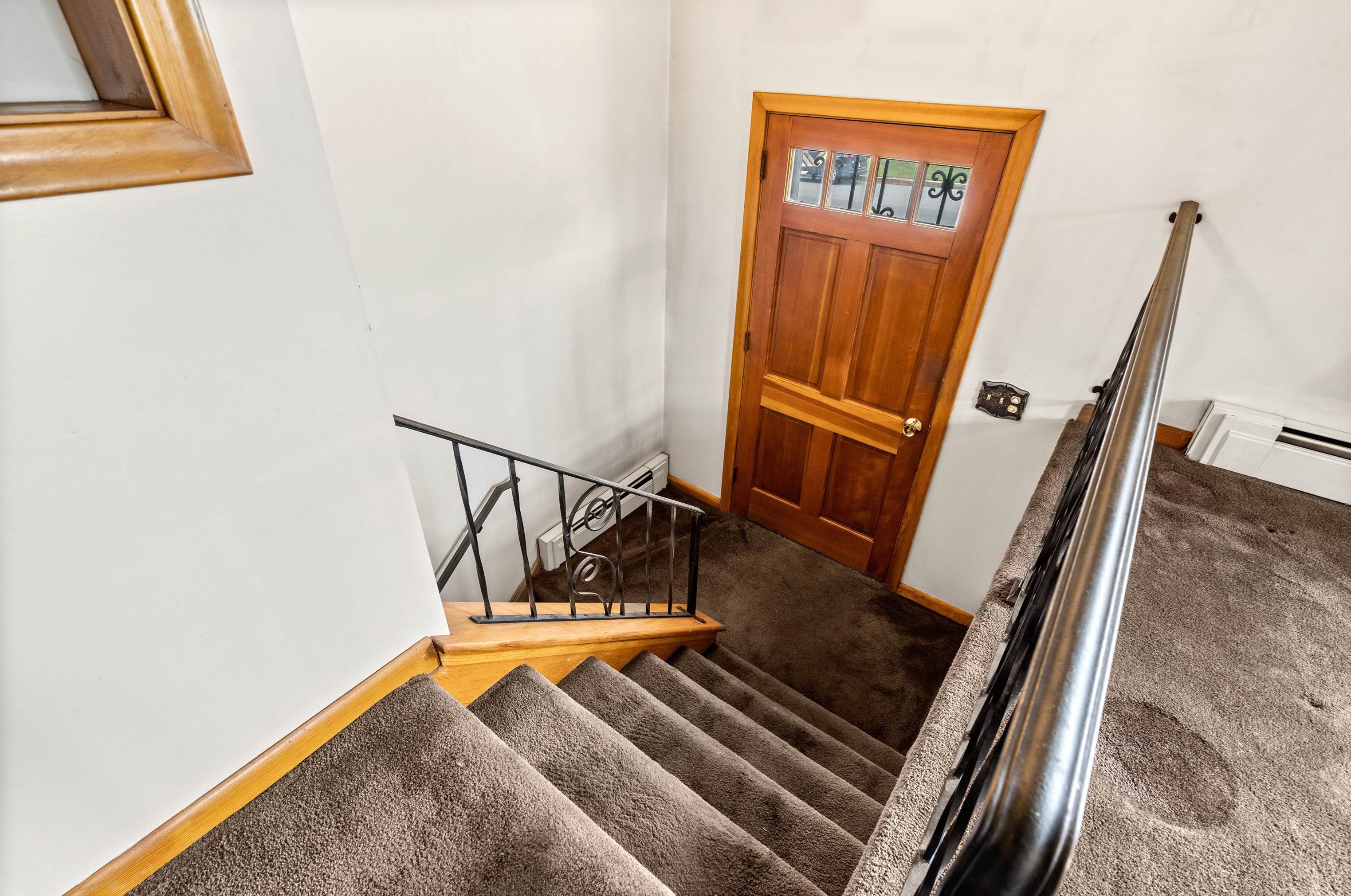 115 Lakeside Dr, Manchester NH 03104-5801 exterior