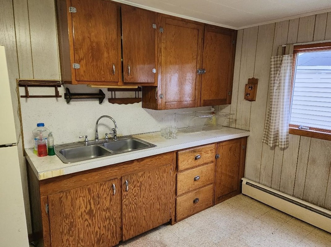 579 Burgess St, Berlin NH  03570-2803 exterior