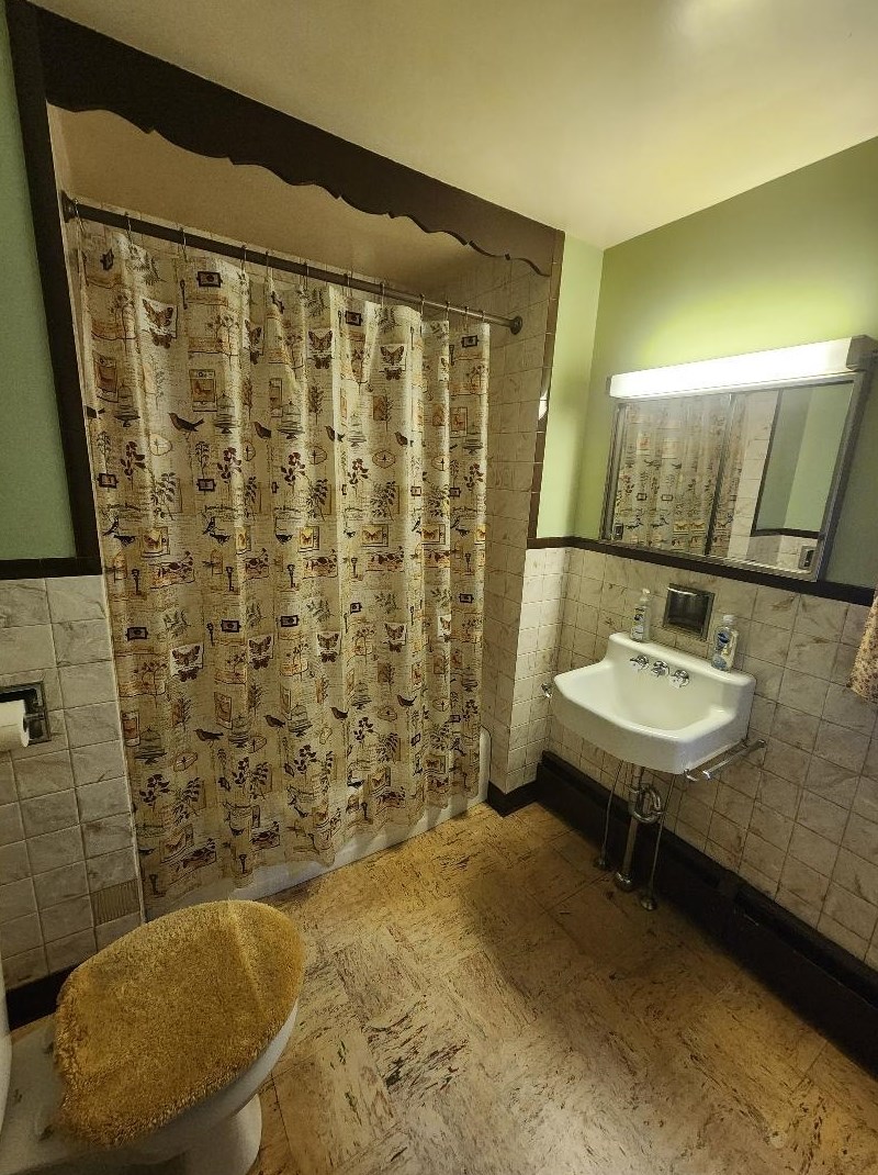 579 Burgess St, Berlin NH  03570-2803 exterior