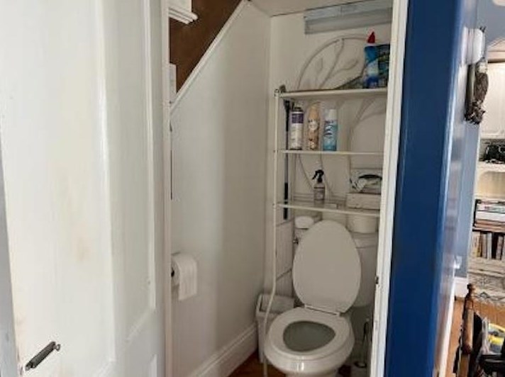 35 Auburn Rd, Manchester NH 03106-2031 exterior