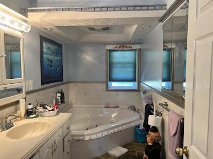 35 Auburn Rd, Manchester NH 03106-2031 exterior