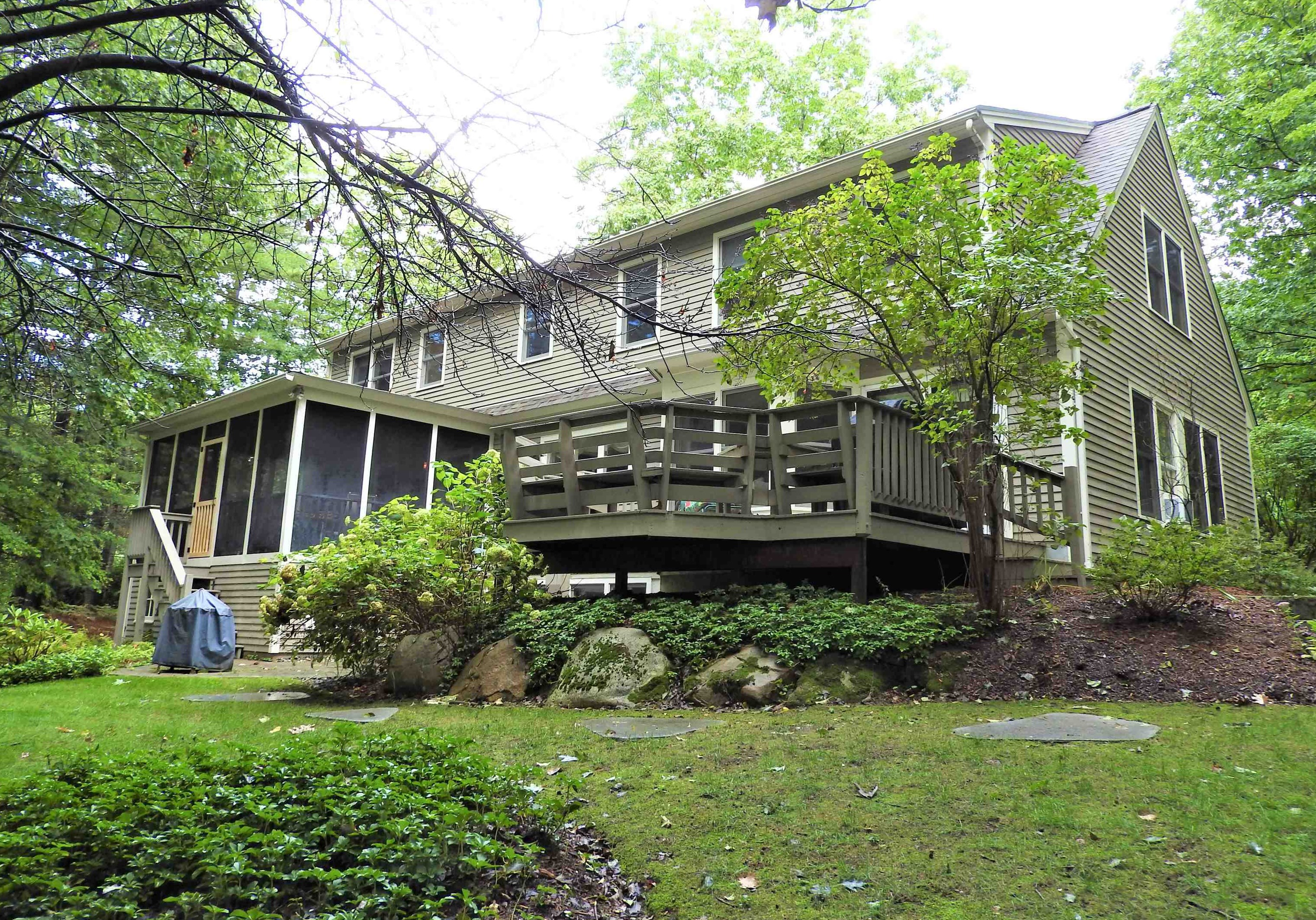 40 Dwinell Dr, Concord, NH 03301