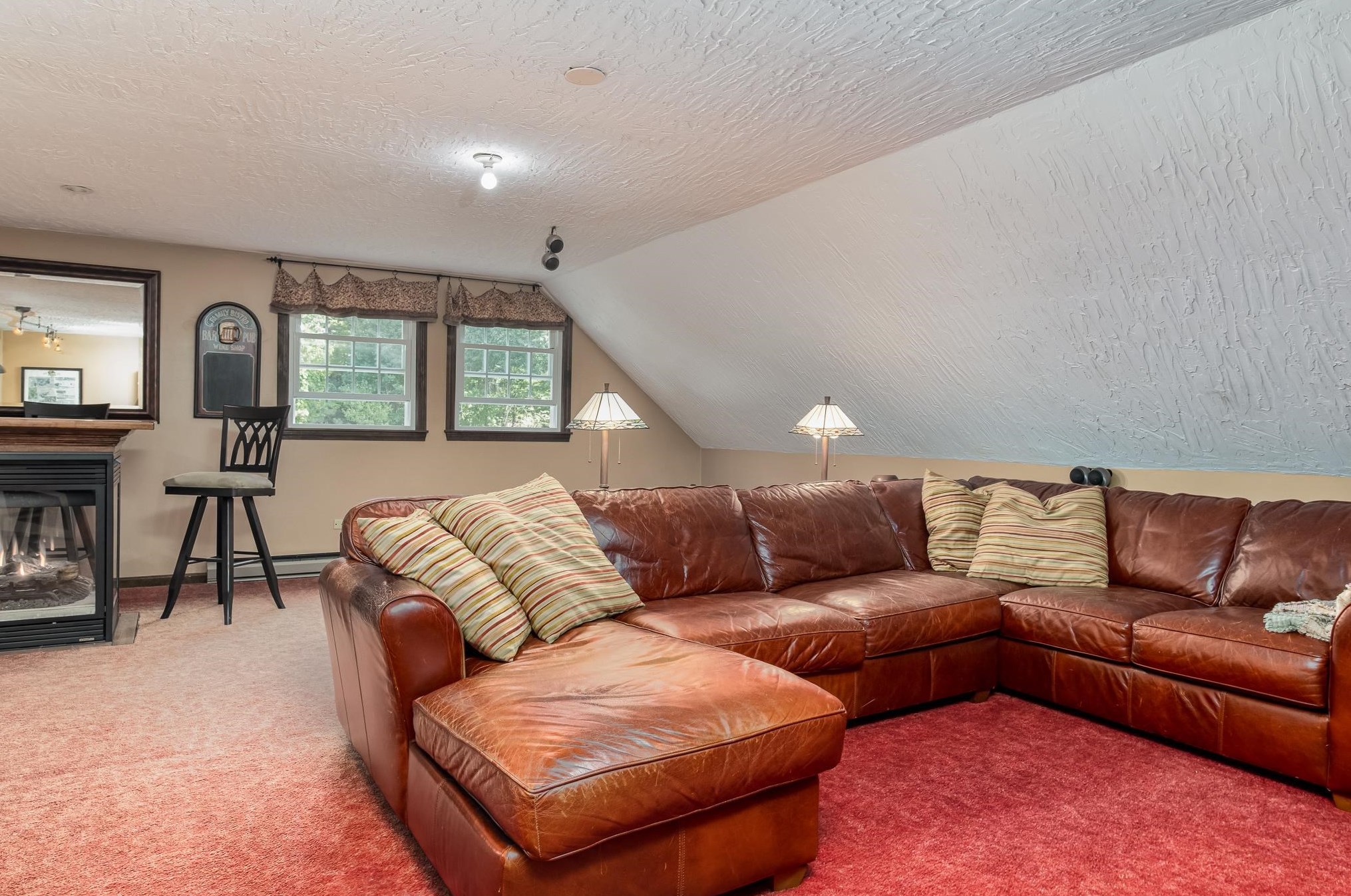 5 Oriole Rd, Windham NH 03087-1615 exterior