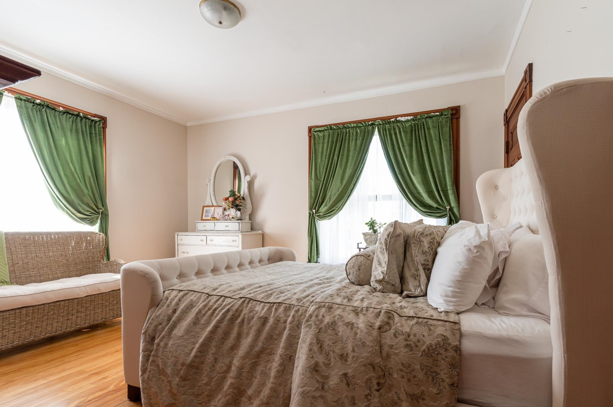 232 Prospect St, Manchester NH 03104-3844 exterior