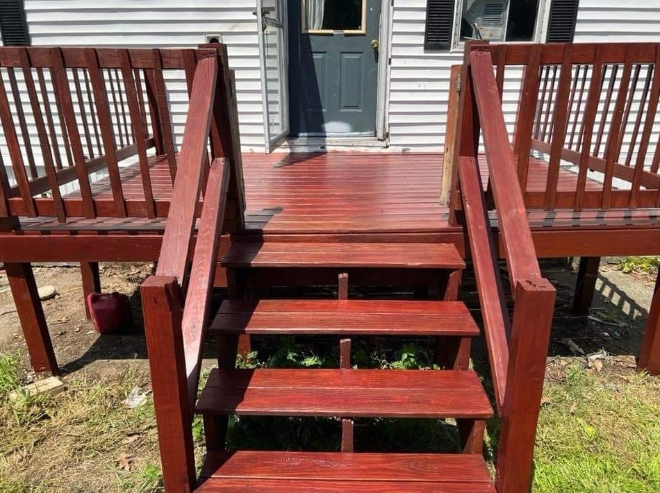 22 Robbins St, Hinsdale, NH 03451