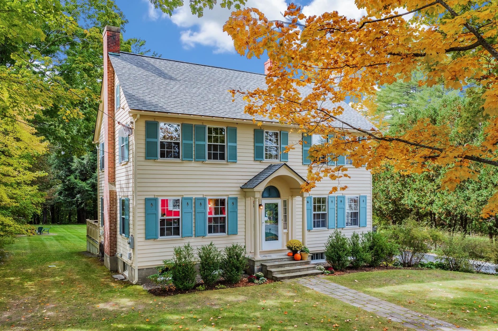 6 Woodrow Rd, Hanover, NH 03755-2411
