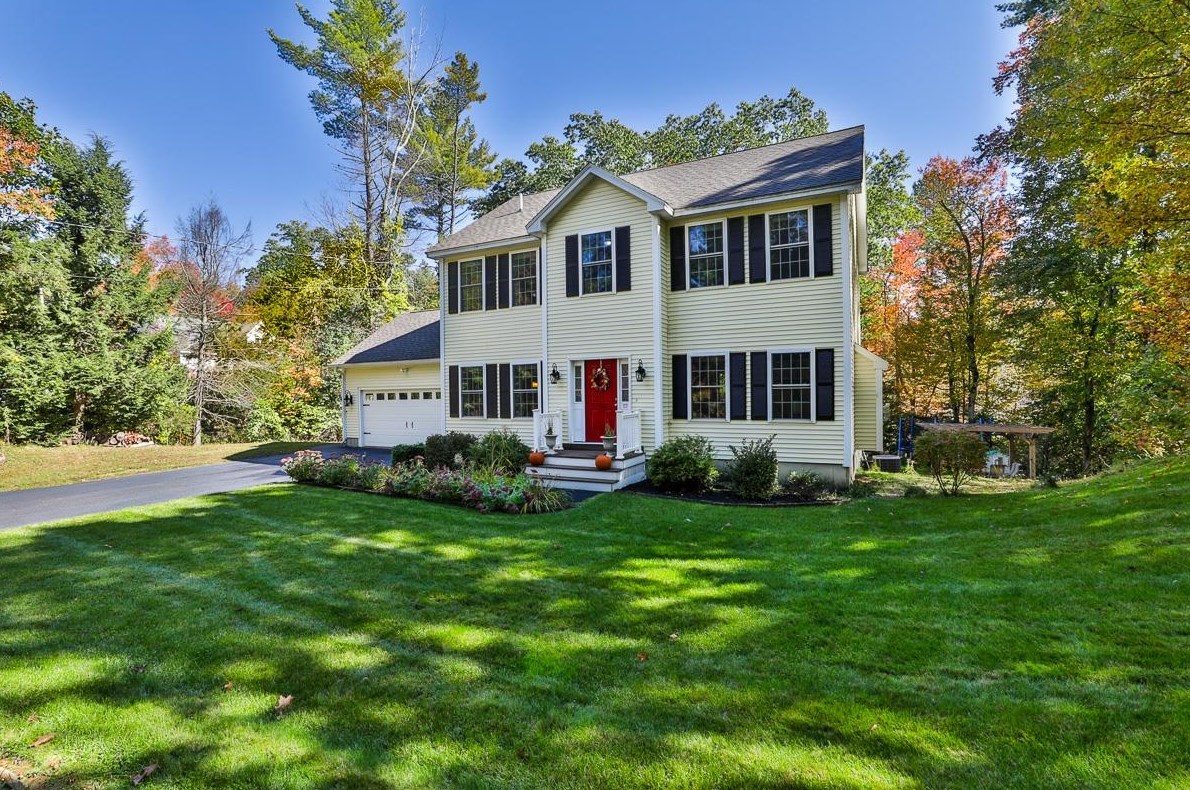 123 Wason Rd, Hudson, NH 03051