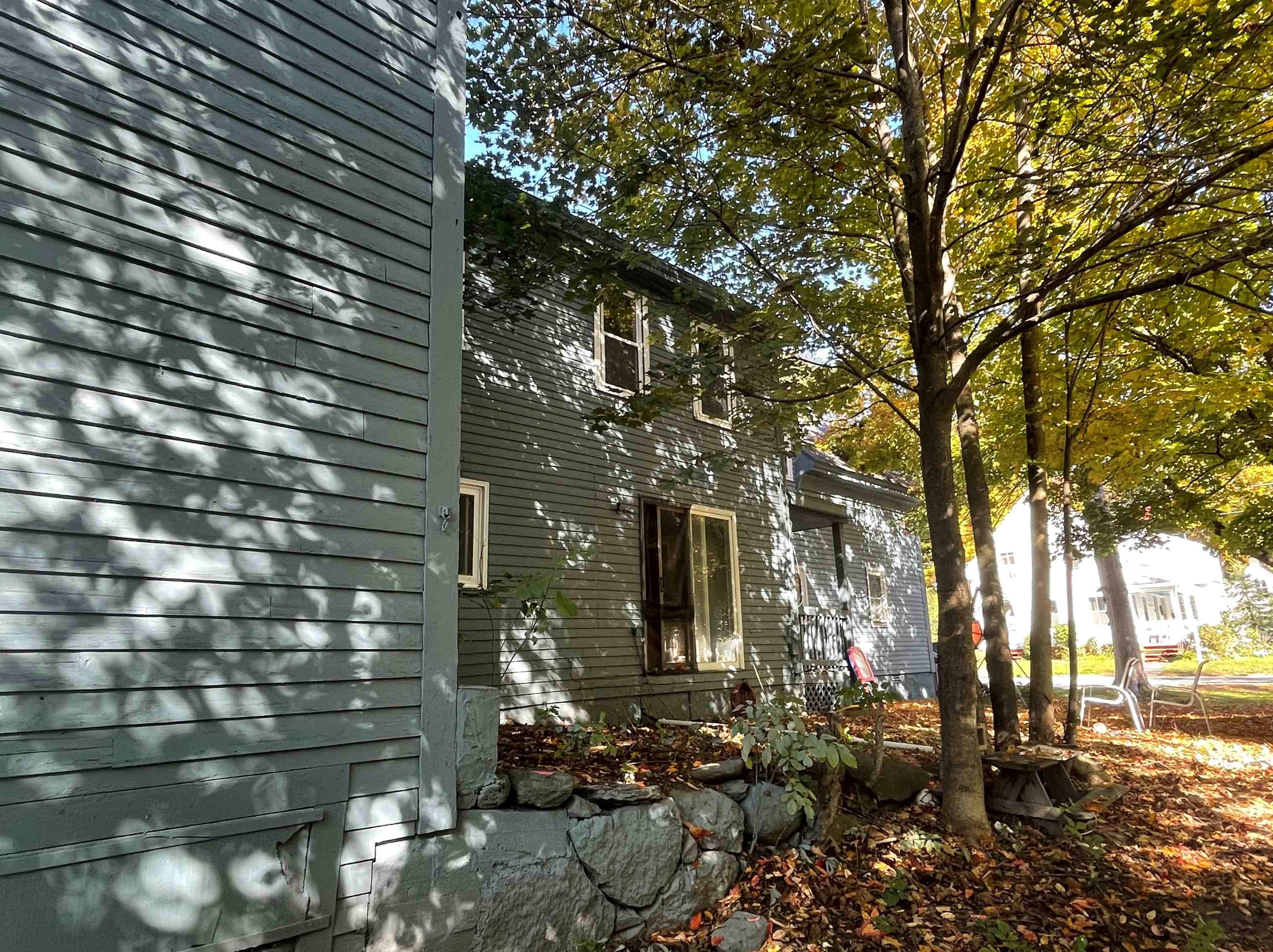 25 Pleasant St, Bridgewater NH 03222-3007 exterior