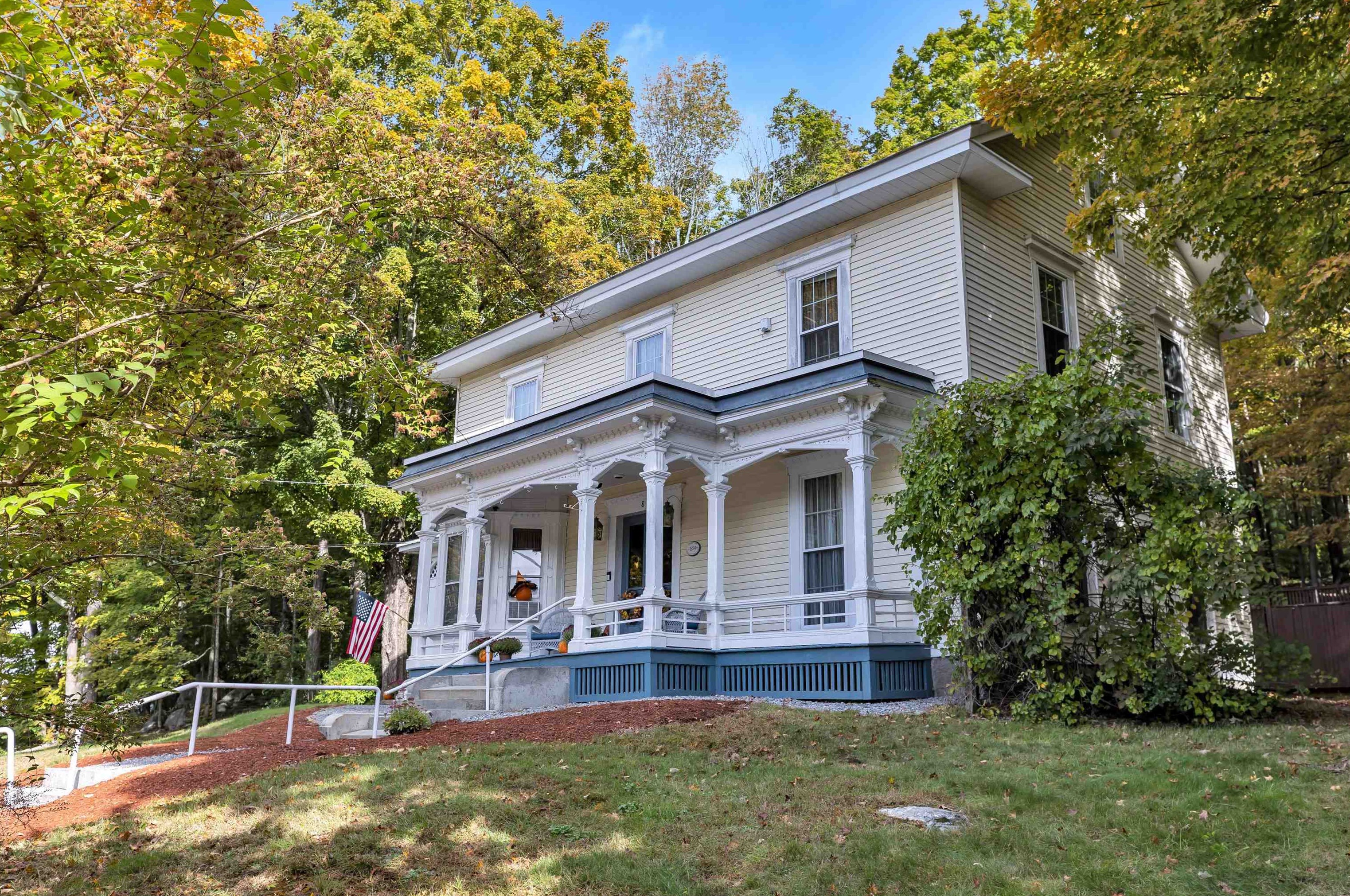 8 Parker Station Rd, Goffstown, NH 03045