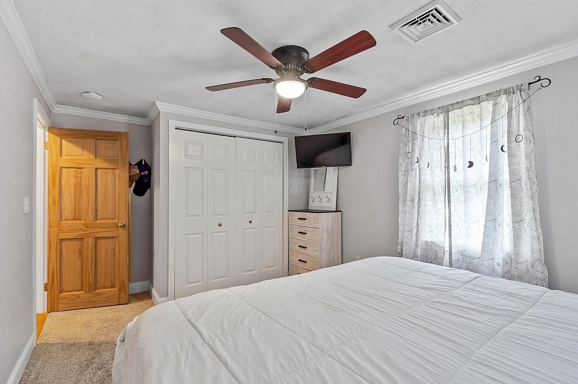 21 Jakes Ln, Merrimack NH 03054-3022 exterior