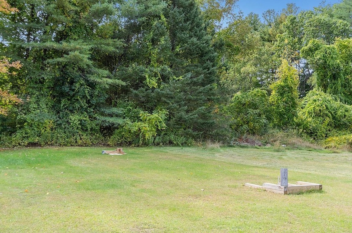 21 Jakes Ln, Merrimack NH 03054-3022 exterior