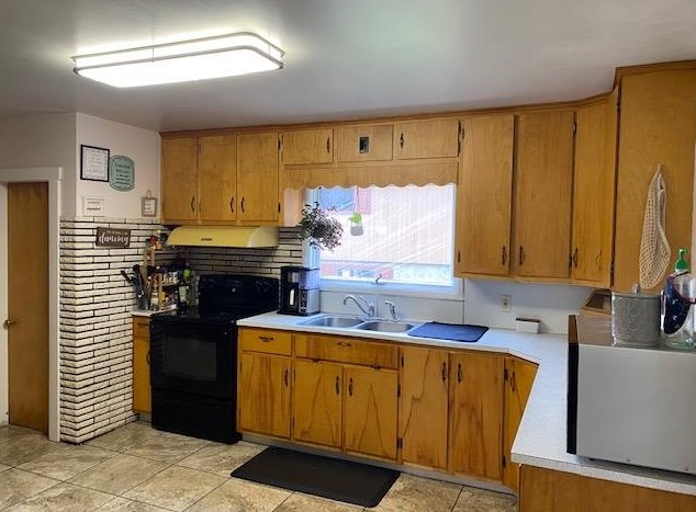 88 Jasper St, Berlin NH  03570-1404 exterior