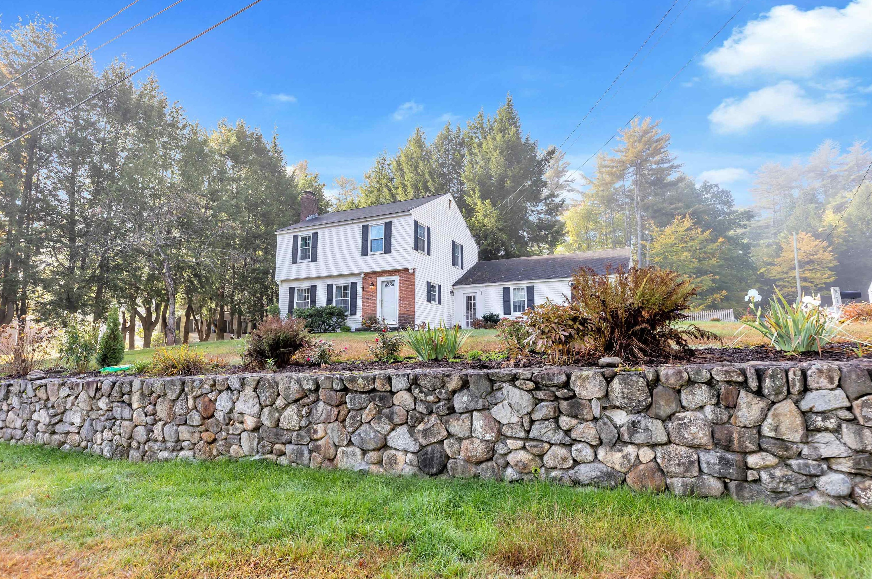 4 Mercer Ave, Peterborough, NH 03458-1359