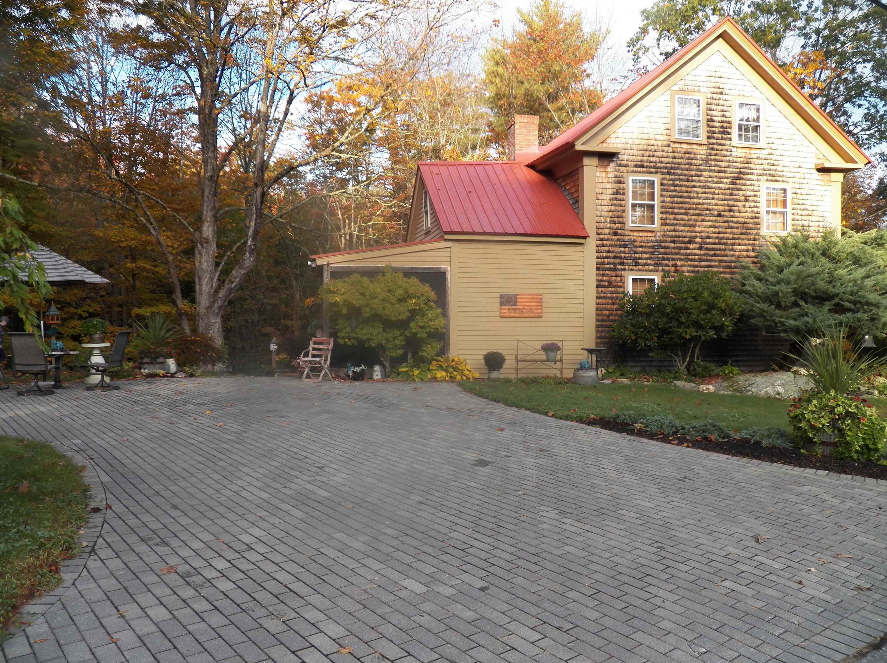 7 Mountain Rd, Deerfield, NH 03037