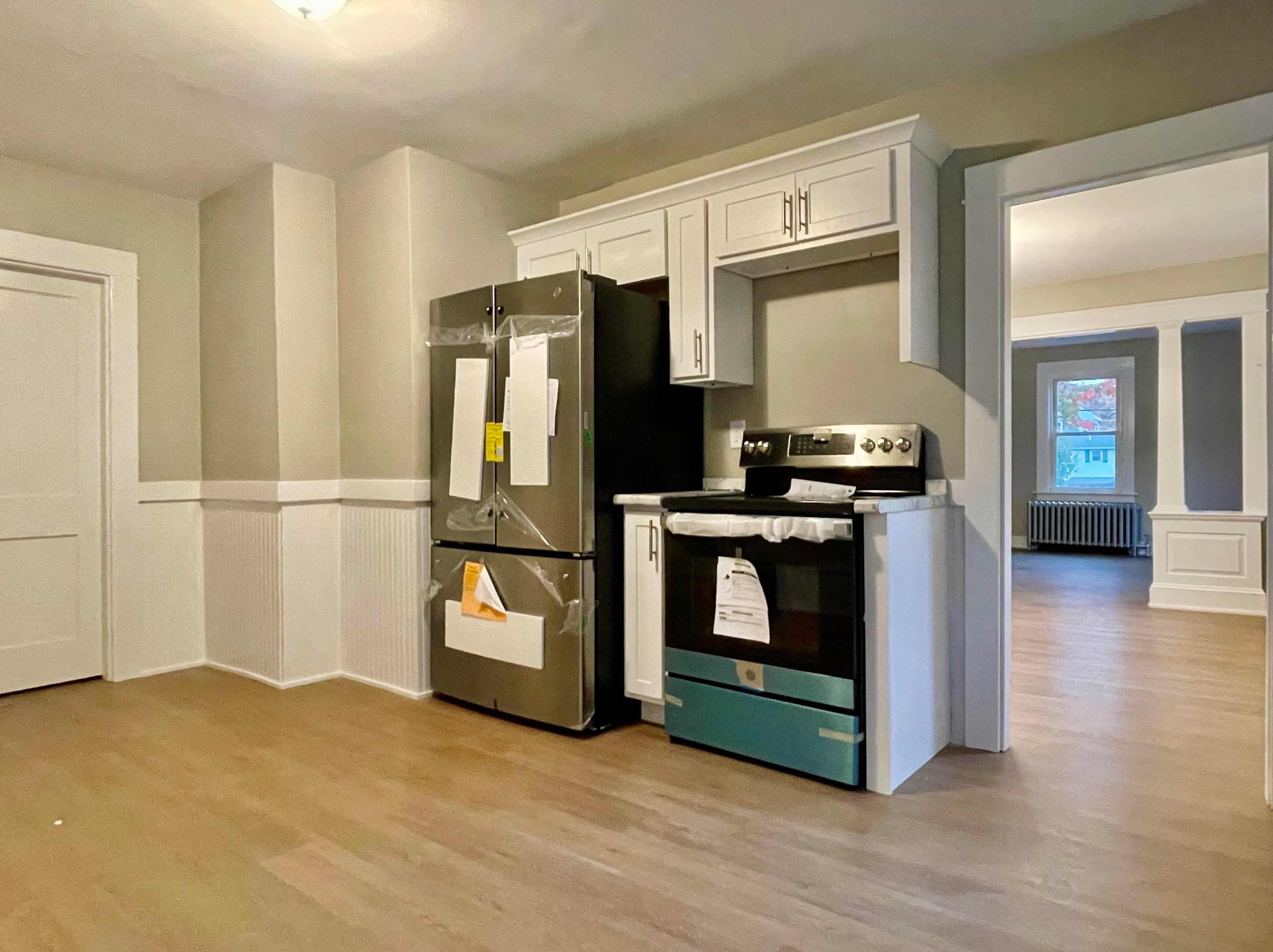 1040 Page St, Manchester NH 03104-5549 exterior