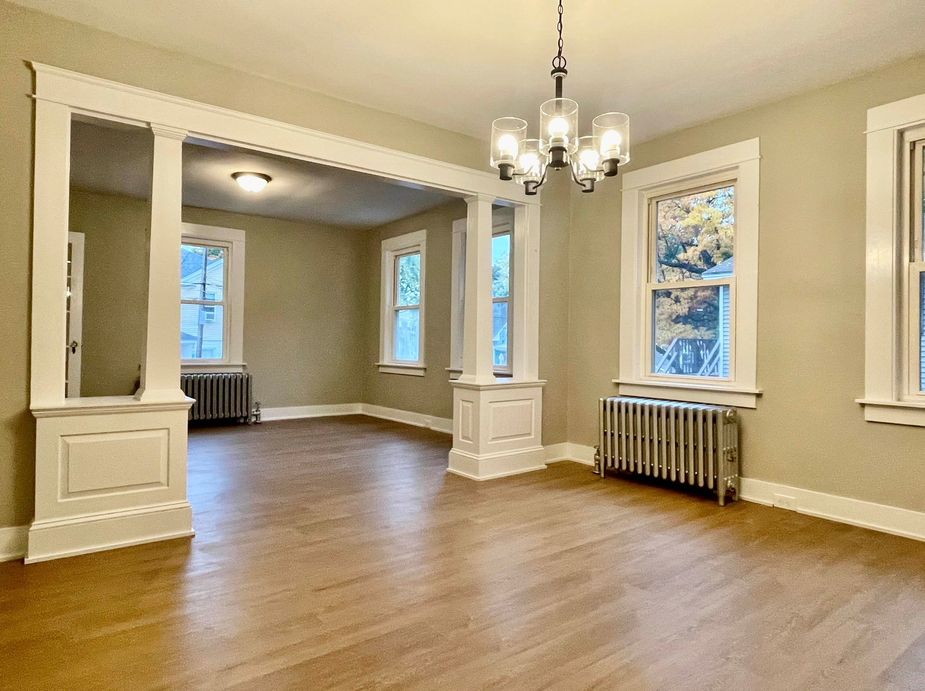 1040 Page St, Manchester NH 03104-5549 exterior