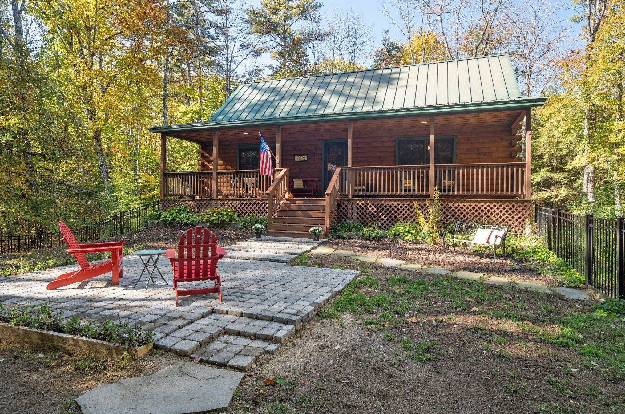 16 Far Echo Rd, Moultonborough, NH 03254-2505