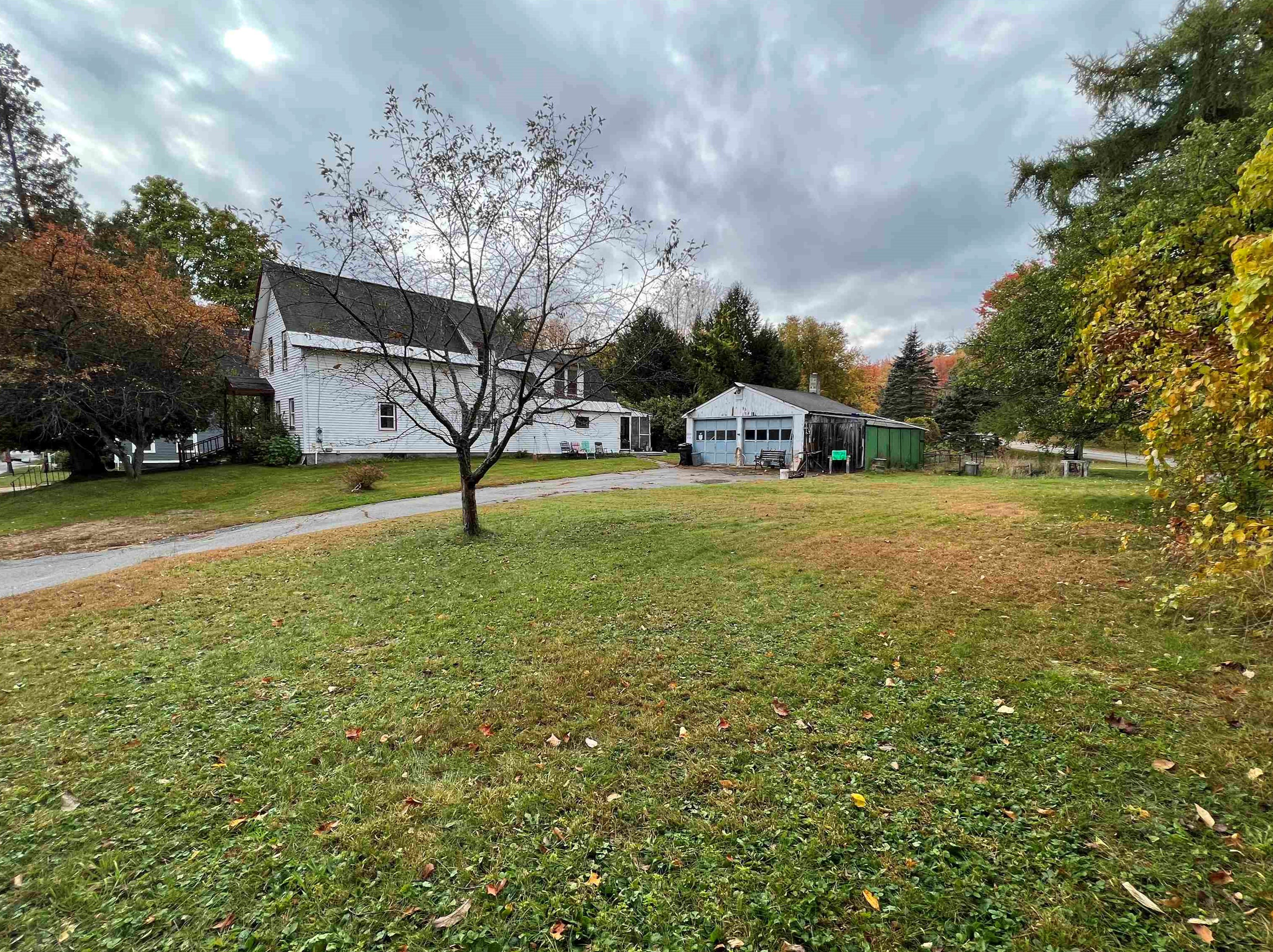 28 Sweatt St, Concord, NH 03303