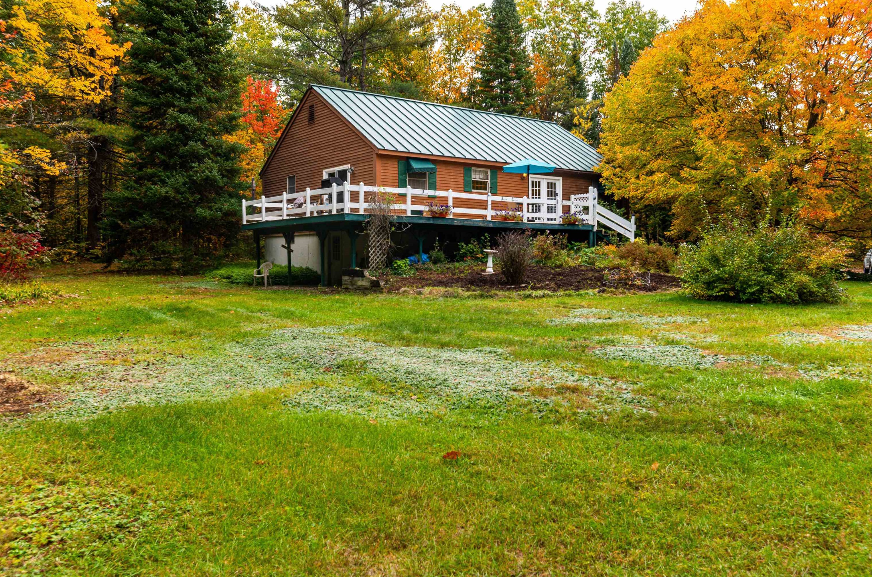 31 Elm St, Effingham, NH 03882 exterior