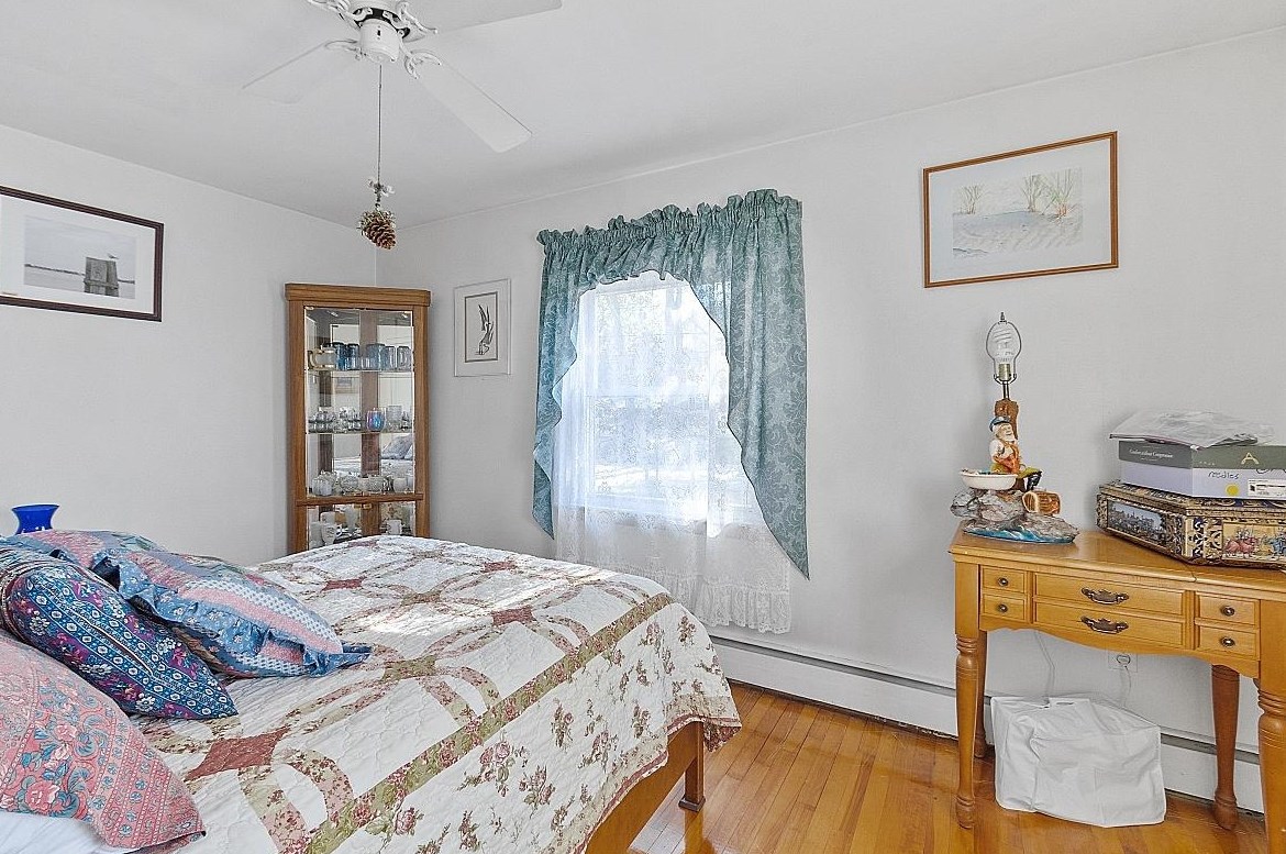 20 Ledge Rd, Hudson NH  03051-3720 exterior